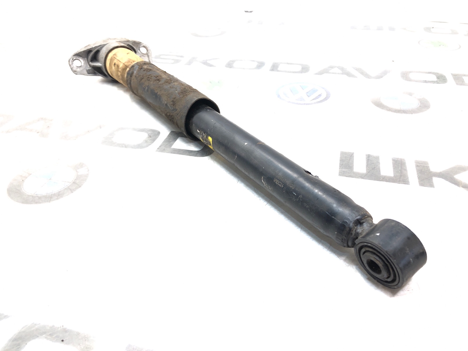 Амортизатор, 1500 рублей, Москва