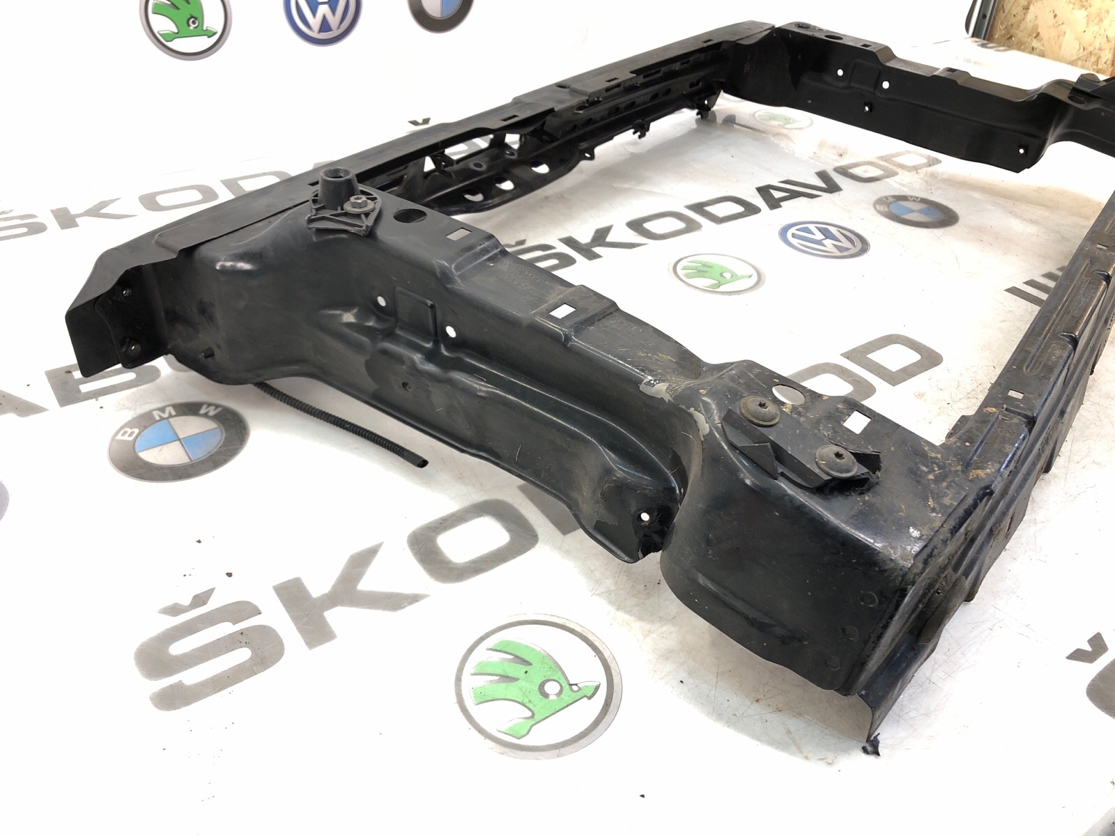 Телевизор Рамка радиатора, 15000 рублей, Москва