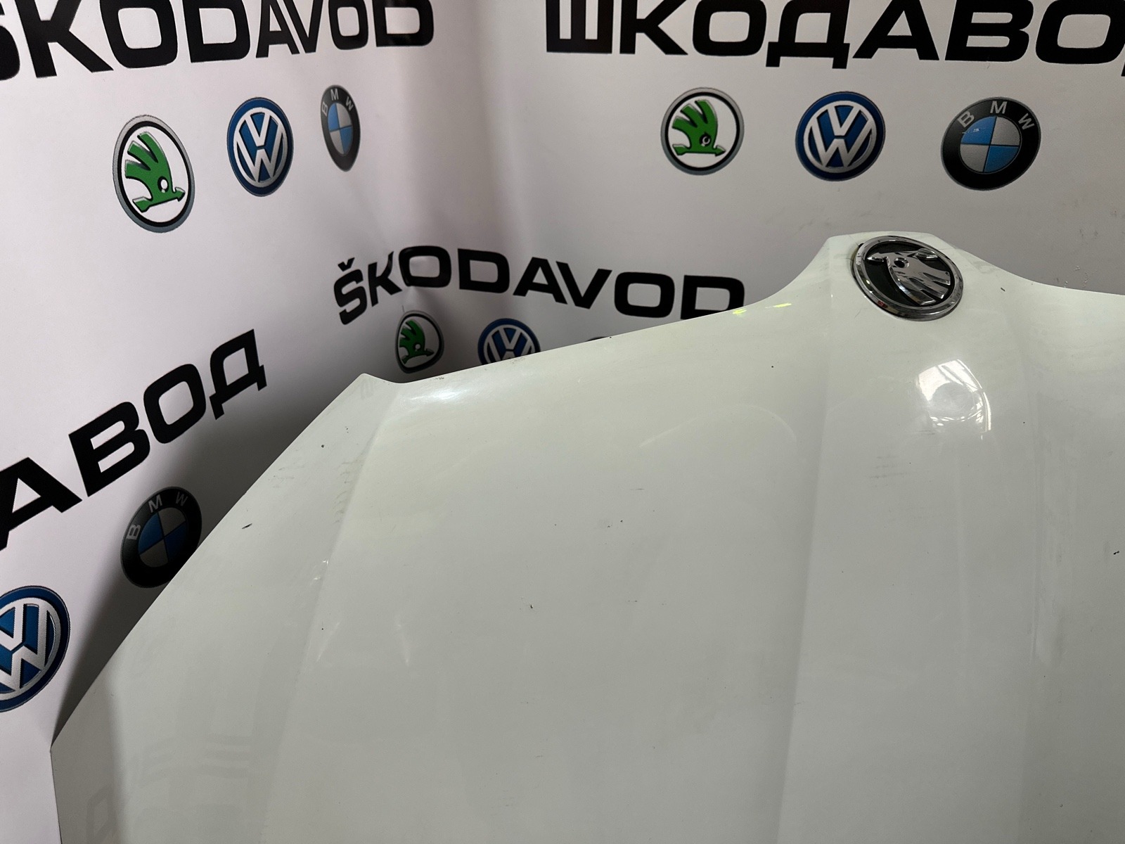 капот, 18000 рублей, Москва