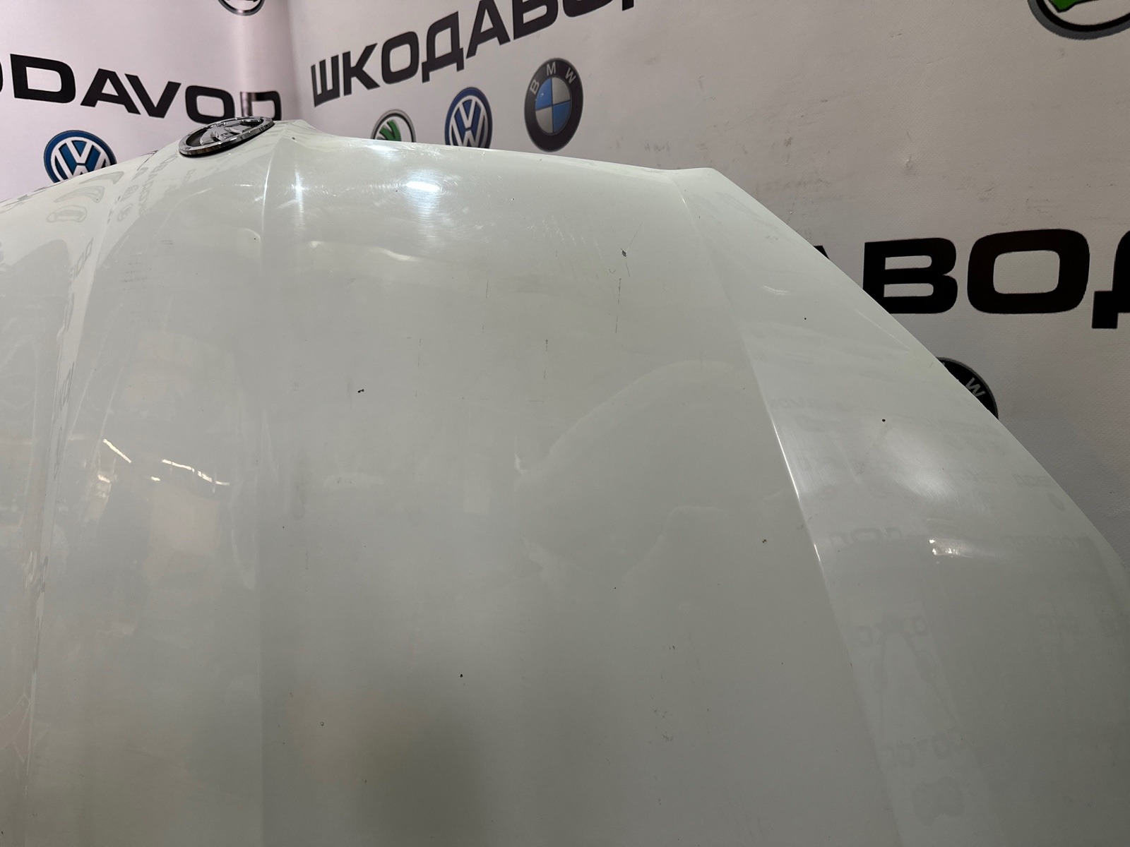 капот, 18000 рублей, Москва