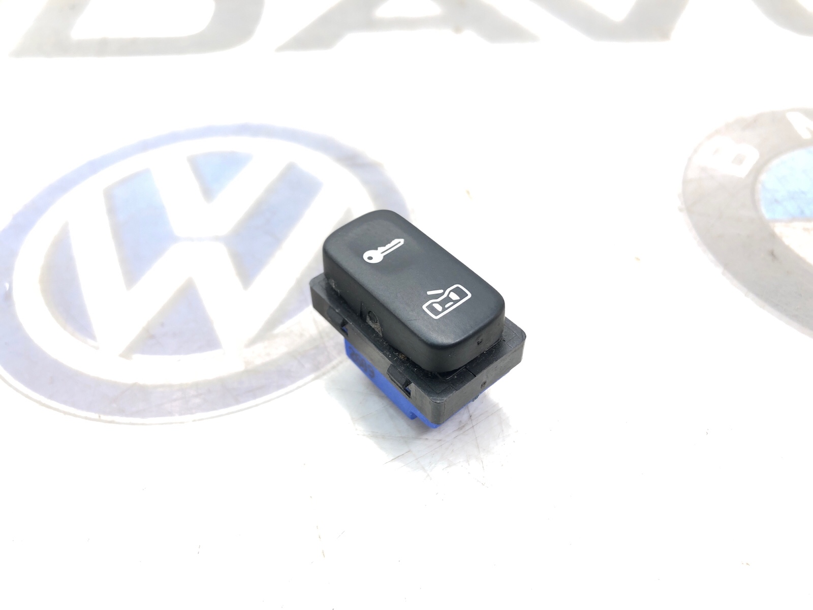 кнопка центрального замка, 1000 рублей, Москва