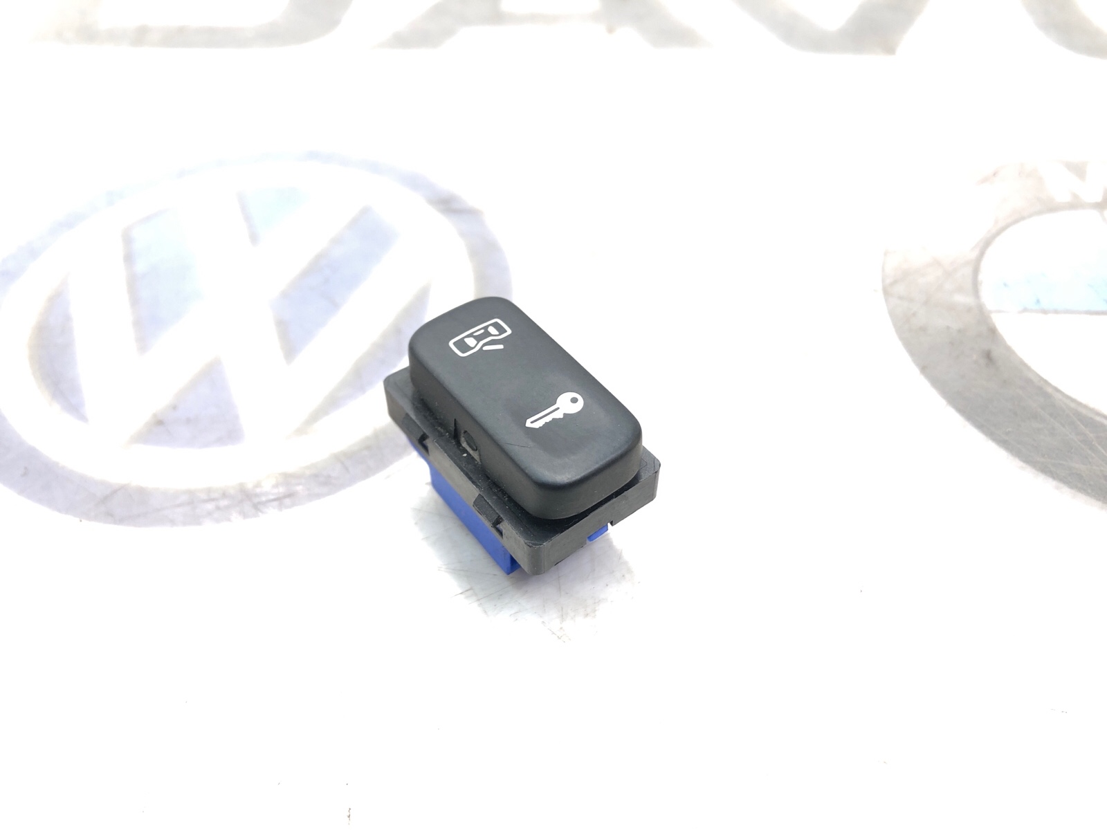 кнопка центрального замка, 1000 рублей, Москва