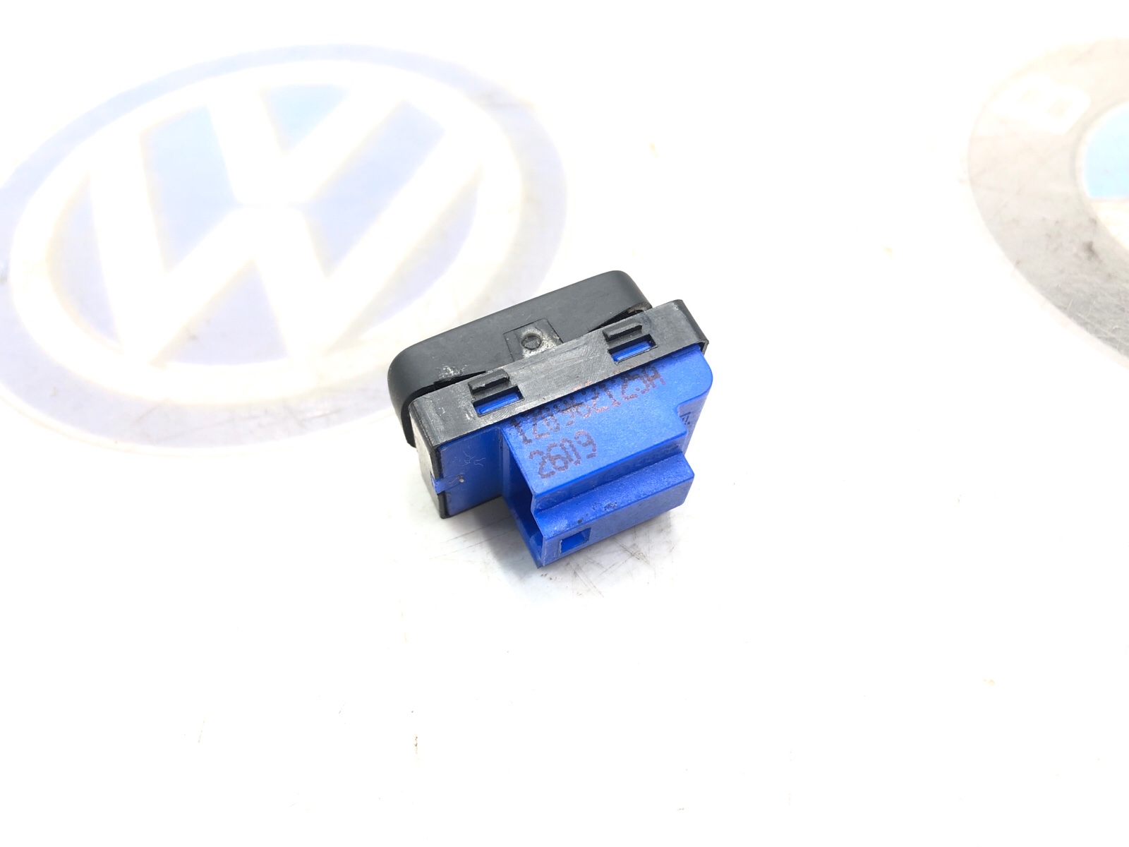 кнопка центрального замка, 1000 рублей, Москва