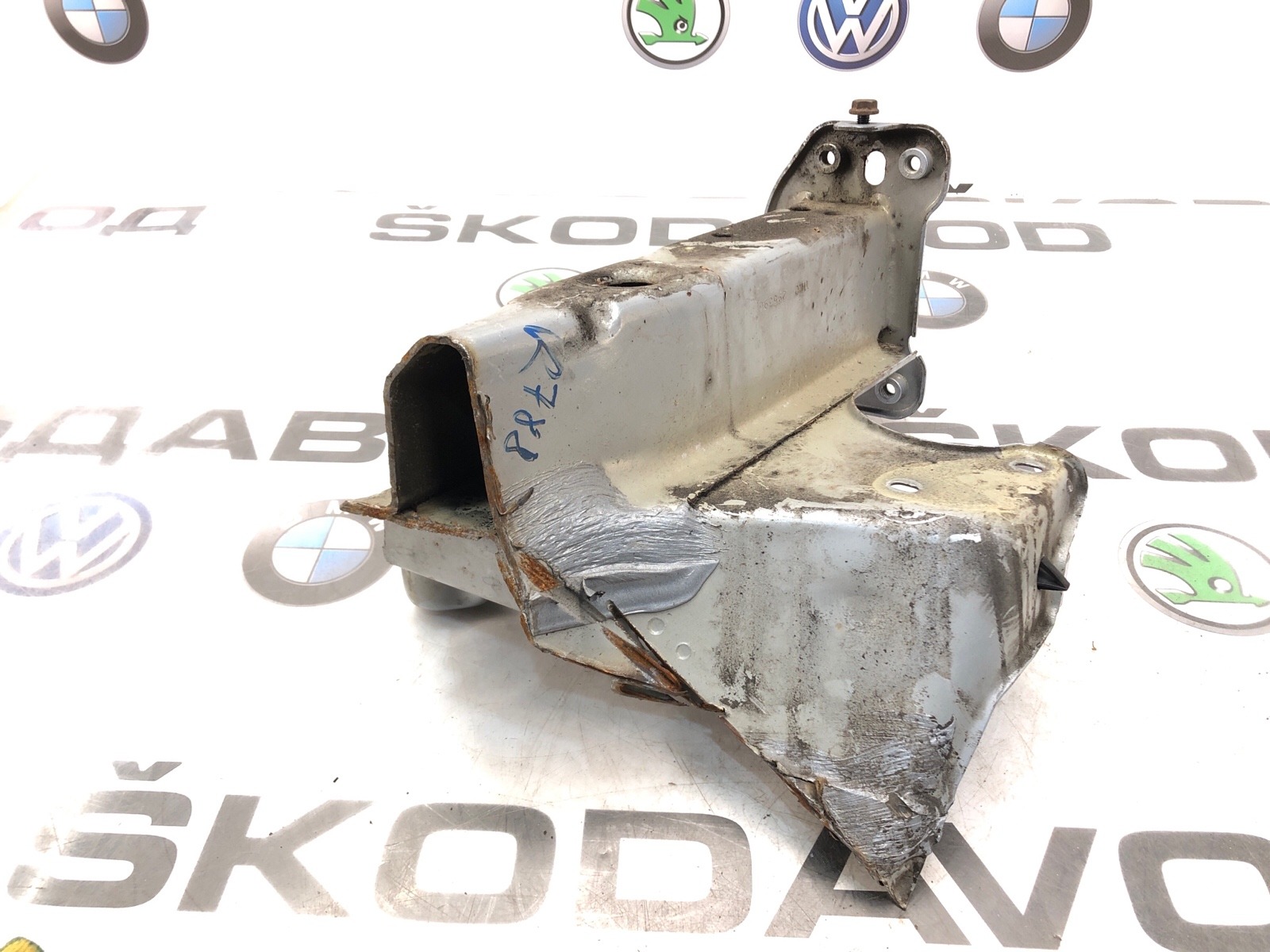 лонжерон, 5000 рублей, Москва