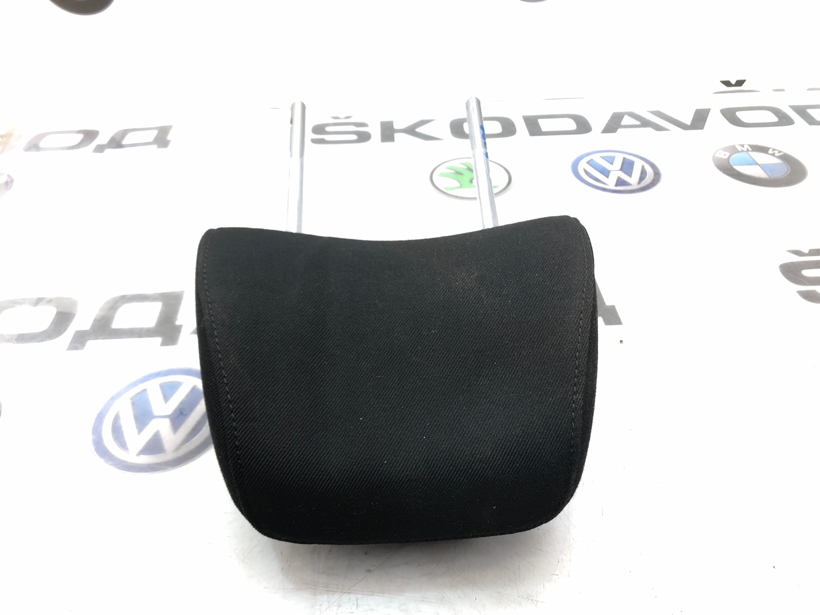 Подголовник, 2000 рублей, Москва