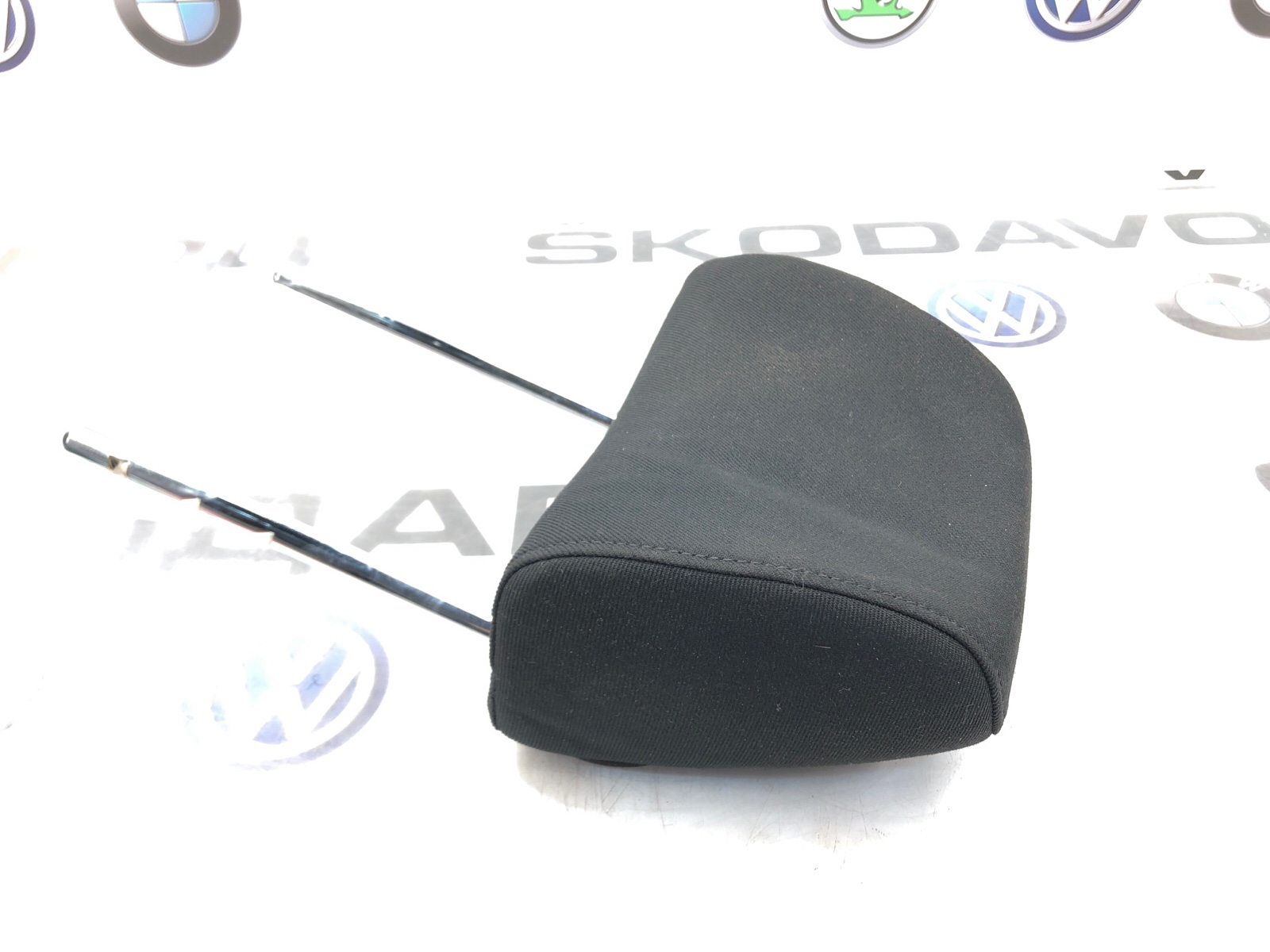 Подголовник, 2000 рублей, Москва