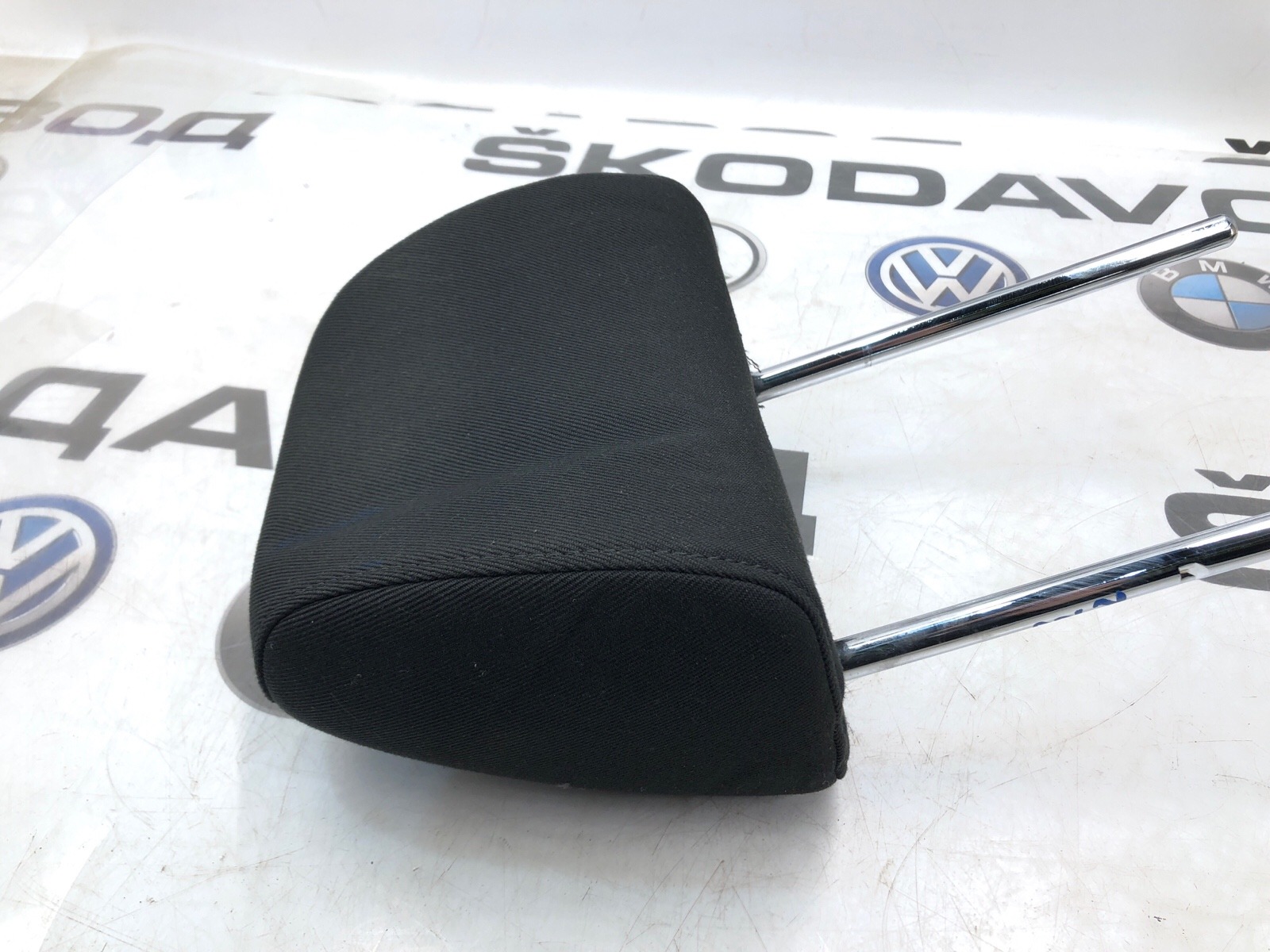 Подголовник, 2000 рублей, Москва