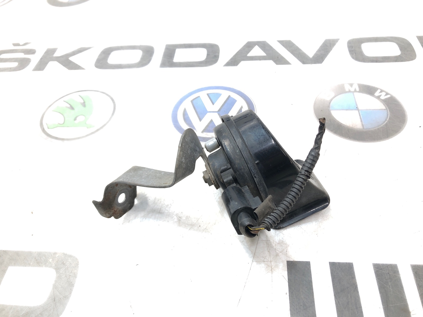 Звуковой сигнал, 1200 рублей, Москва