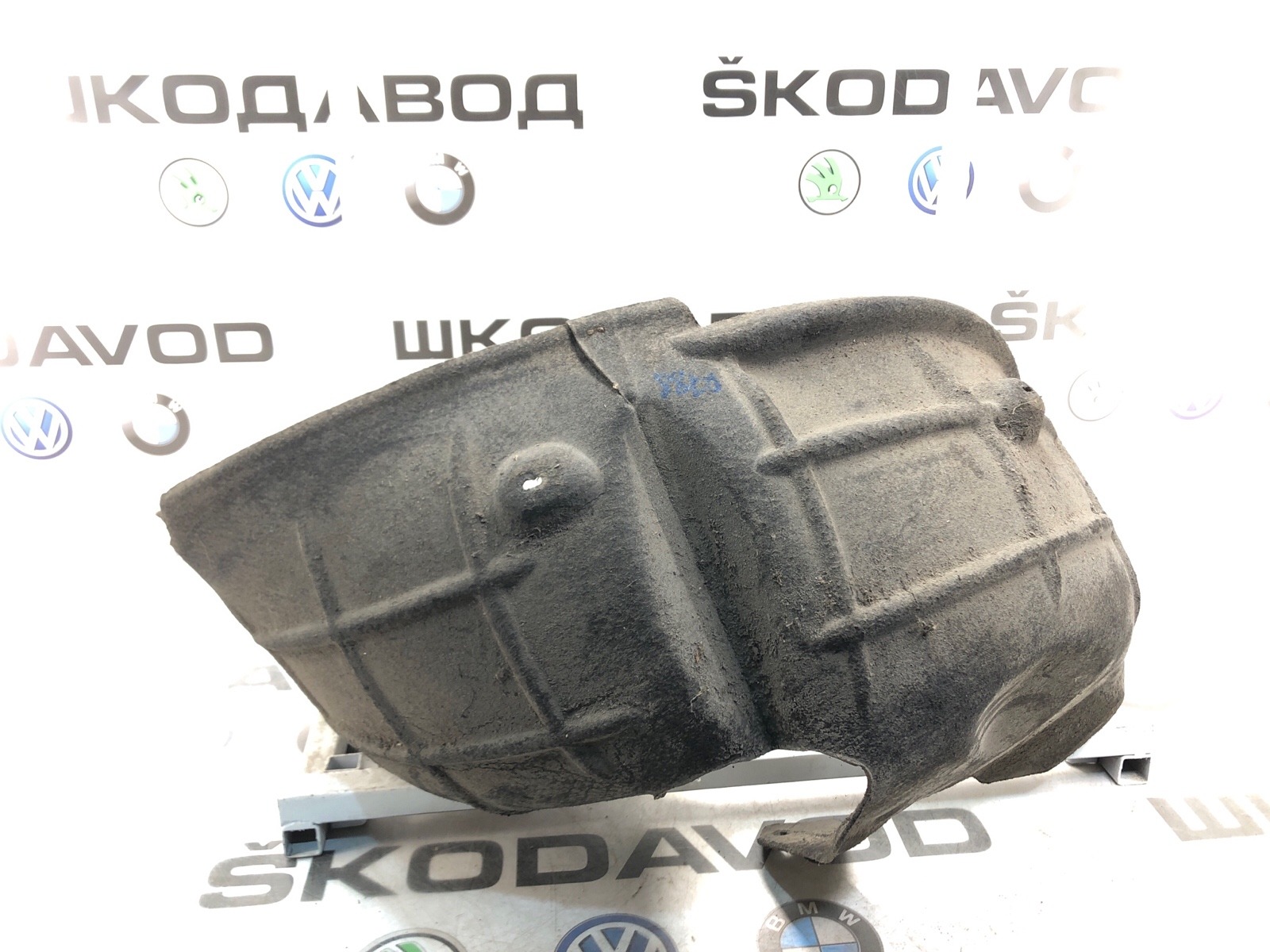 подкрылок, 500 рублей, Москва