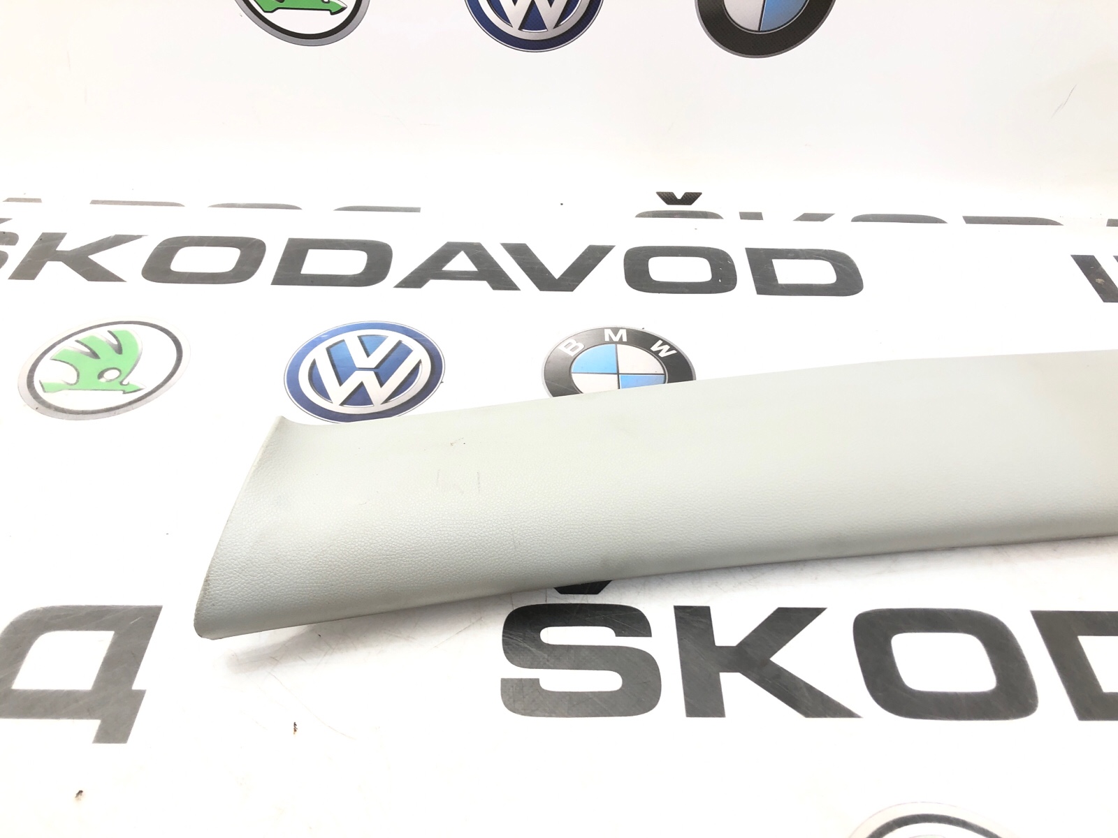 Накладка стойки, 1000 рублей, Москва