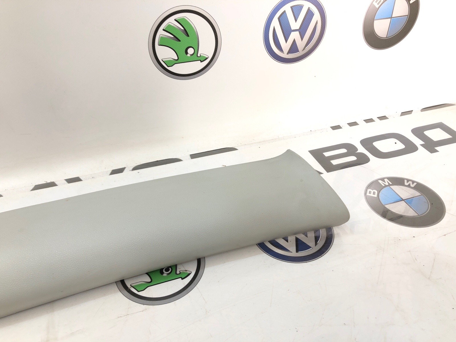 Накладка стойки, 500 рублей, Москва