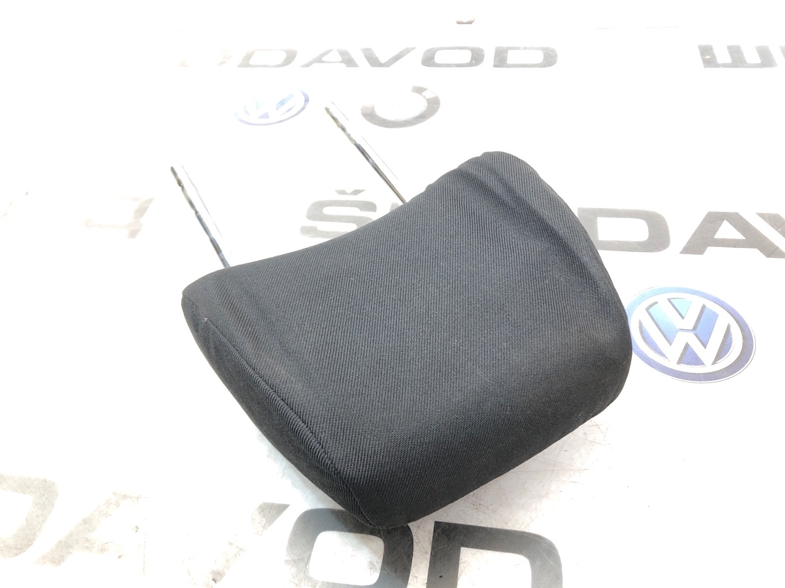 Подголовник, 2000 рублей, Москва