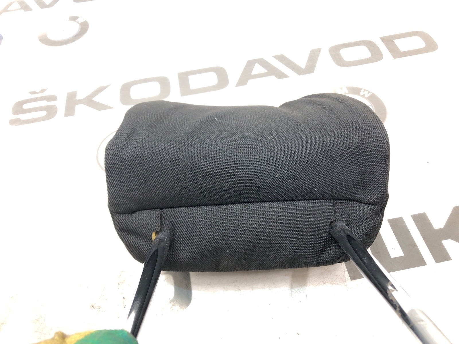 Подголовник, 2000 рублей, Москва