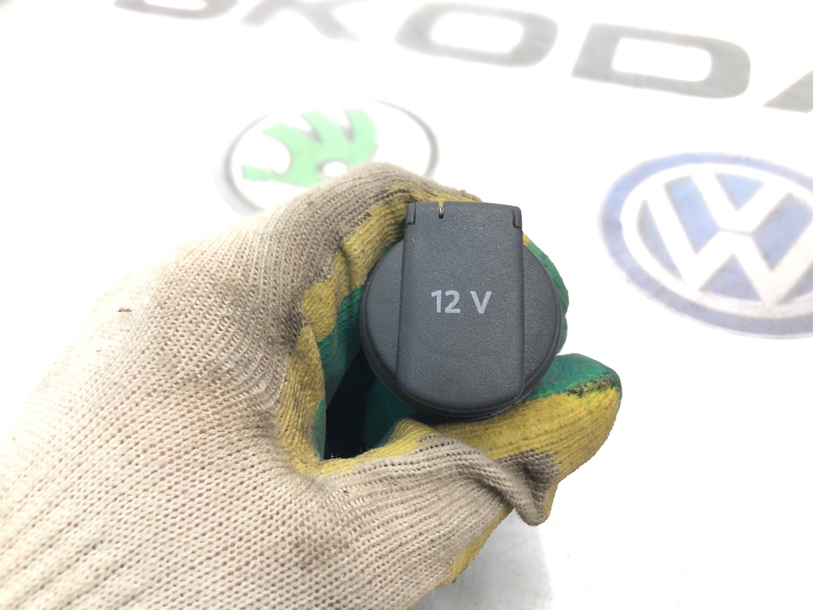 Прикуриватель багажника, 1000 рублей, Москва