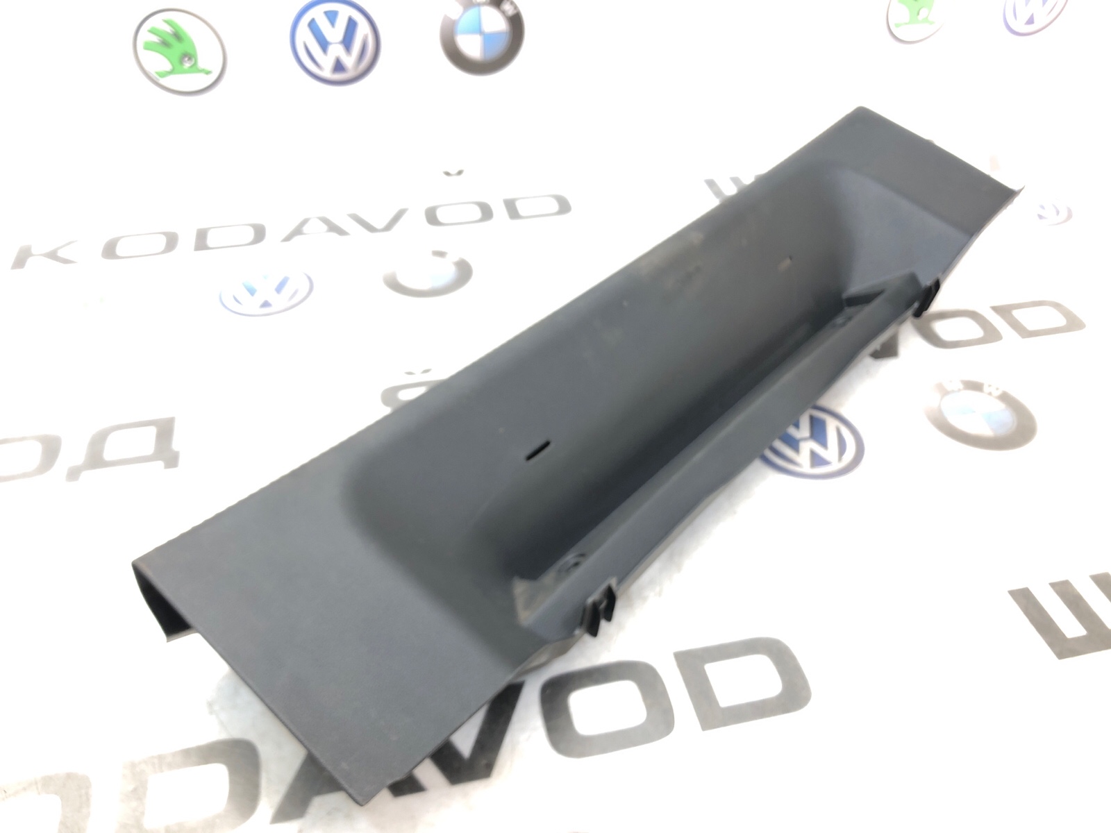 Накладка замка багажника, 1500 рублей, Москва