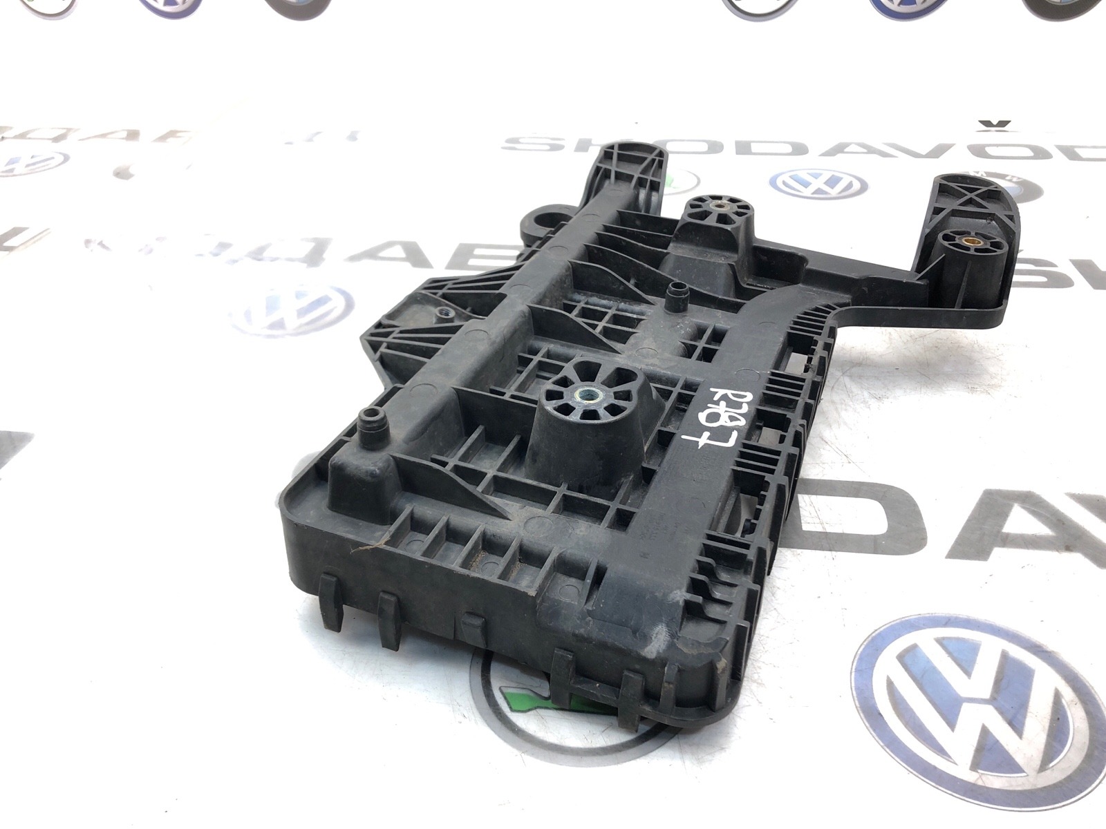 Площадка аккумулятора (АКБ), 1500 рублей, Москва