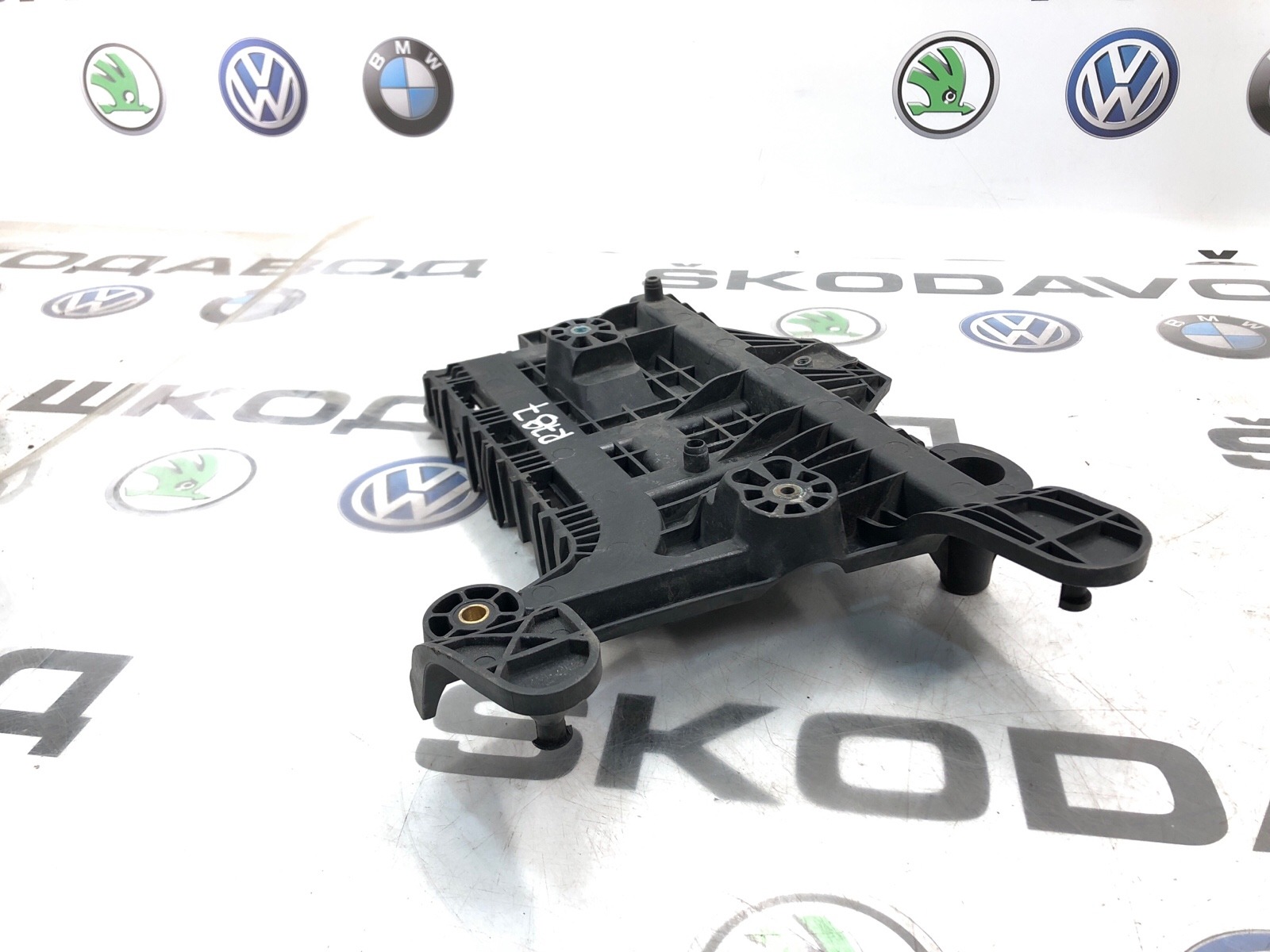 Площадка аккумулятора (АКБ), 1500 рублей, Москва