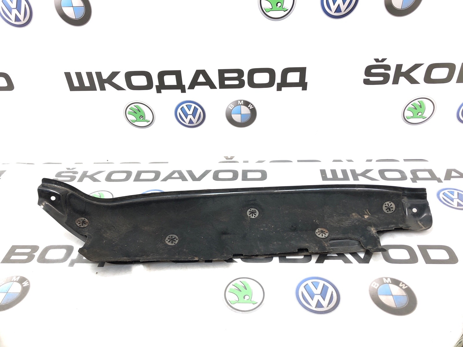 Водосток (водоотводящий короб), 1000 рублей, Москва