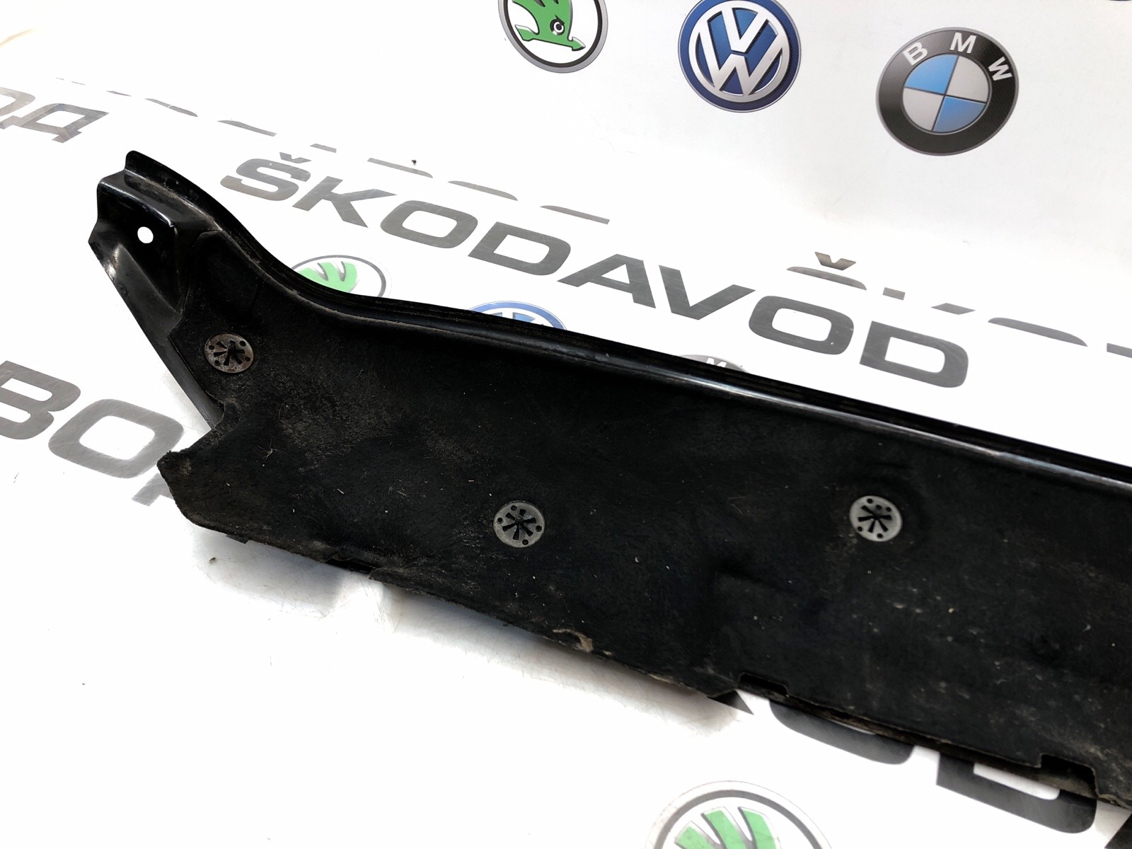 Водосток (водоотводящий короб), 1000 рублей, Москва