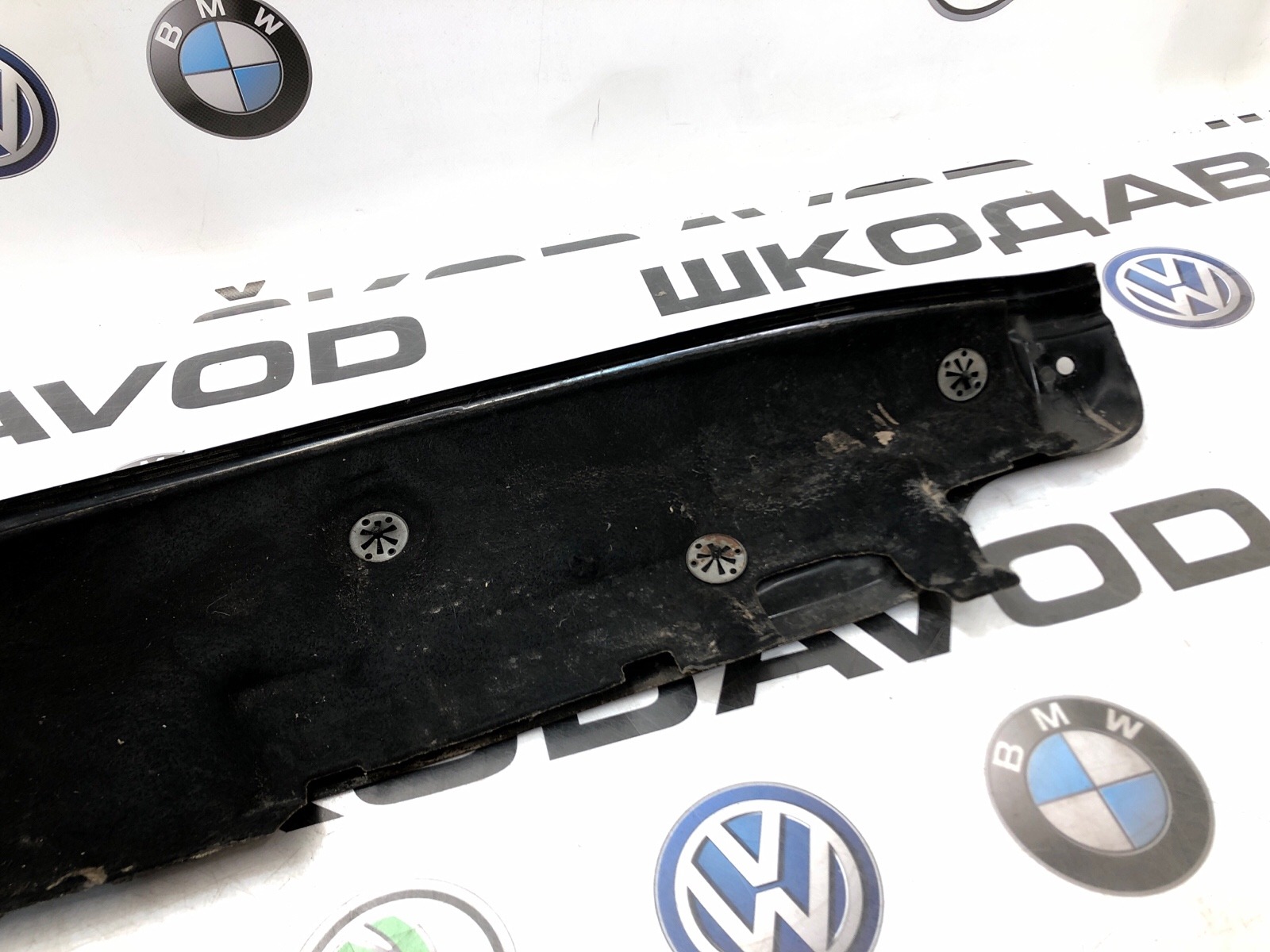 Водосток (водоотводящий короб), 1000 рублей, Москва