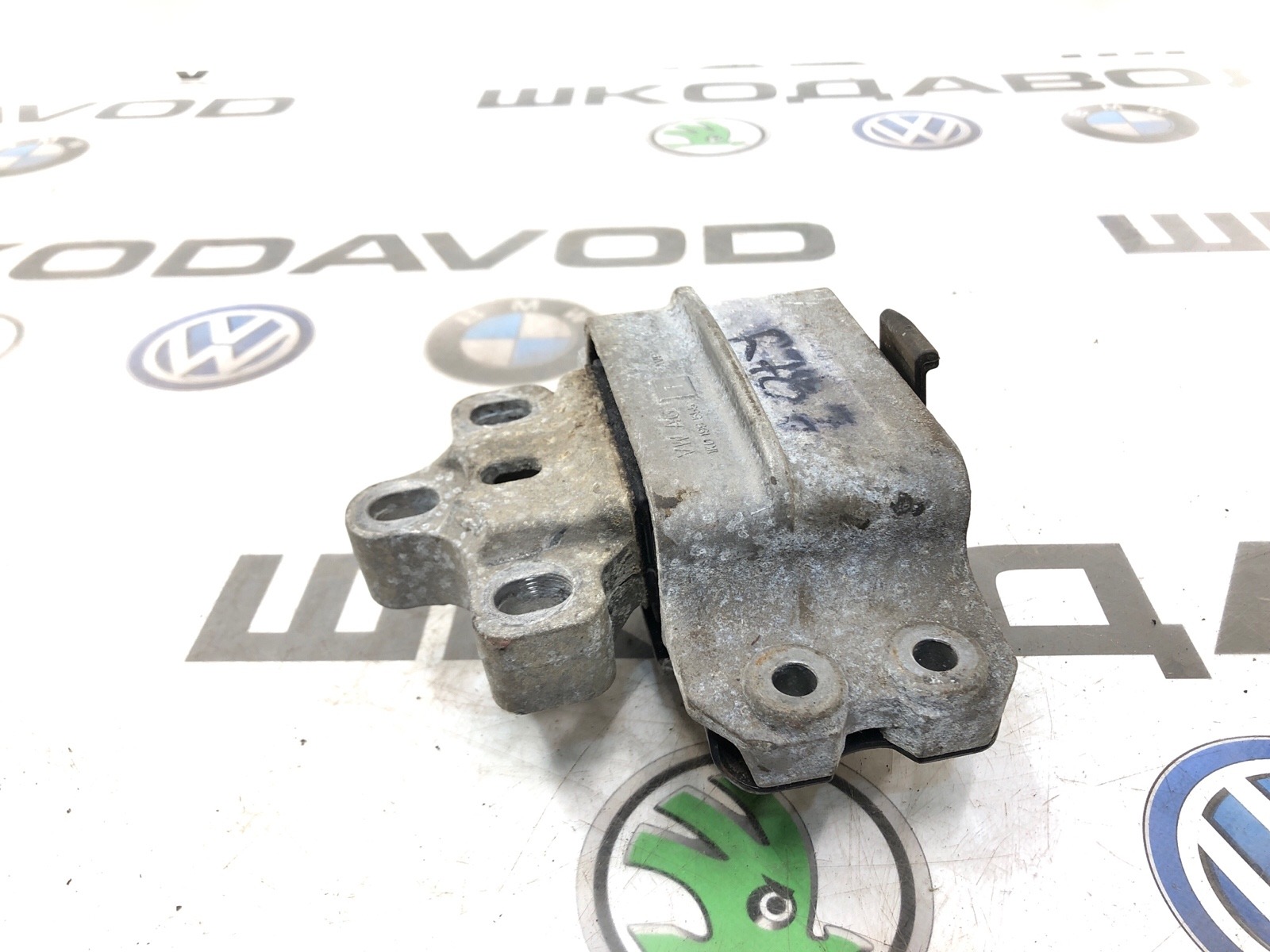 Опора МКПП, 1000 рублей, Москва