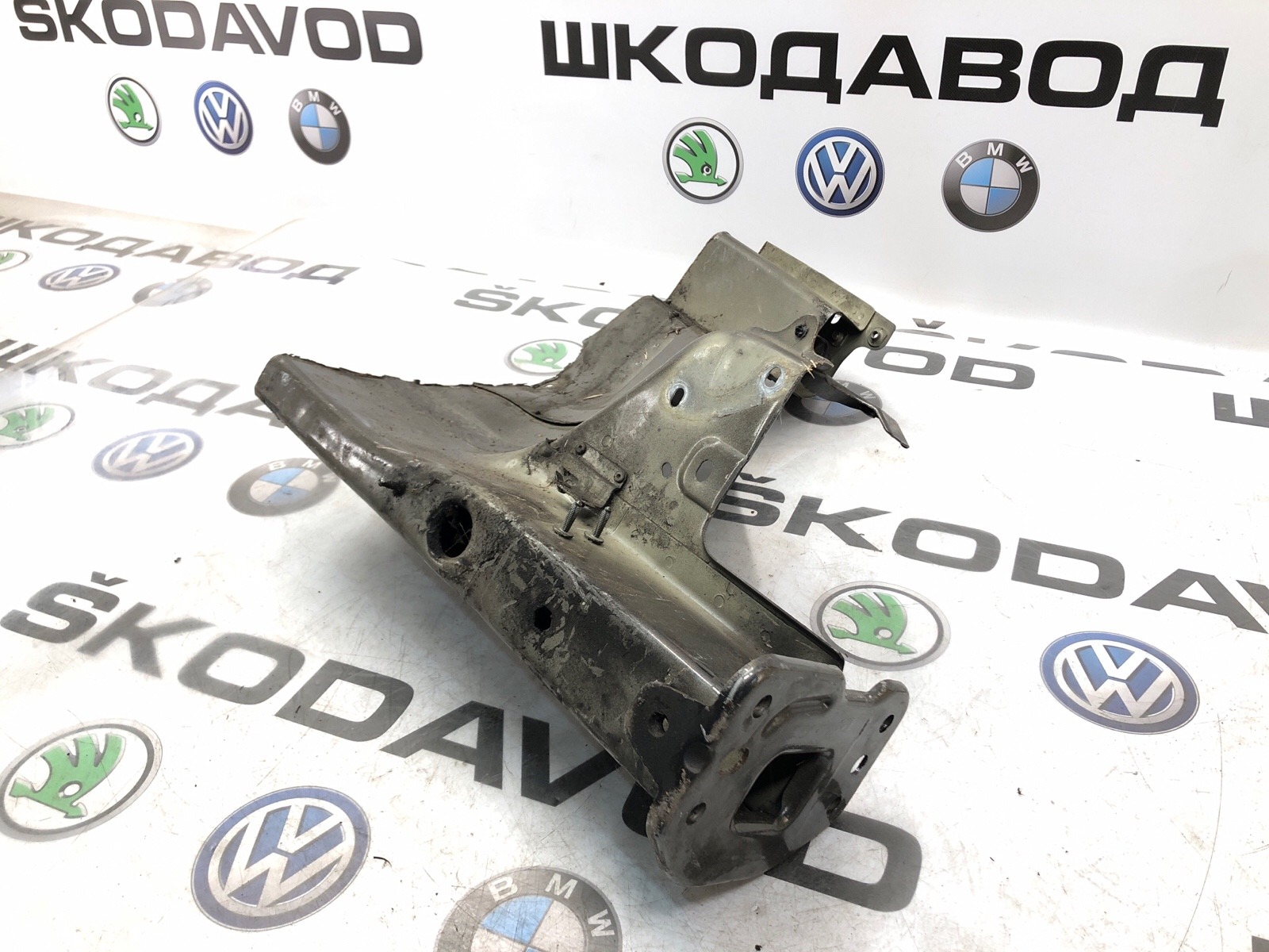 лонжерон, 5000 рублей, Москва