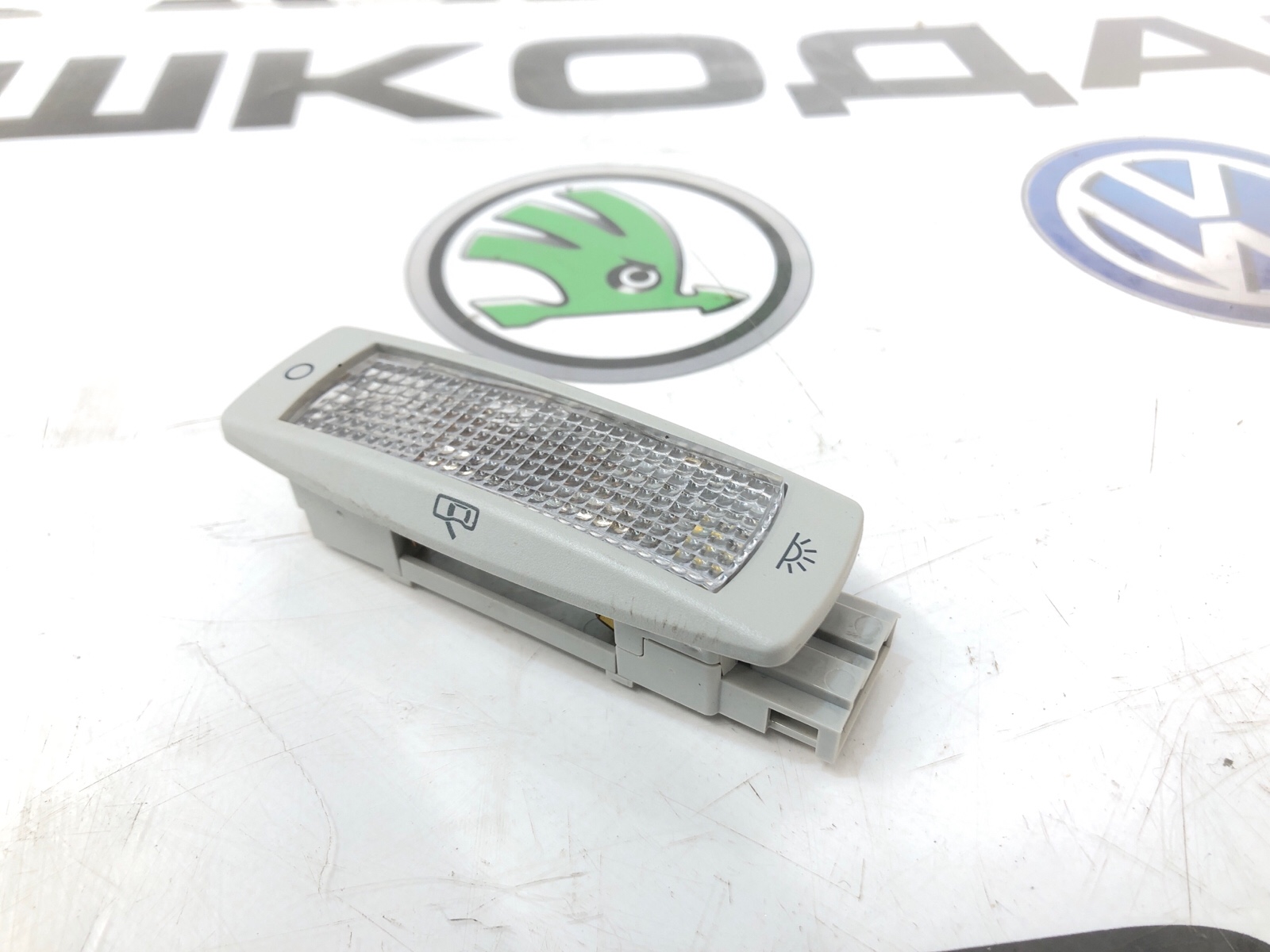 Плафон освещения салона, 500 рублей, Москва