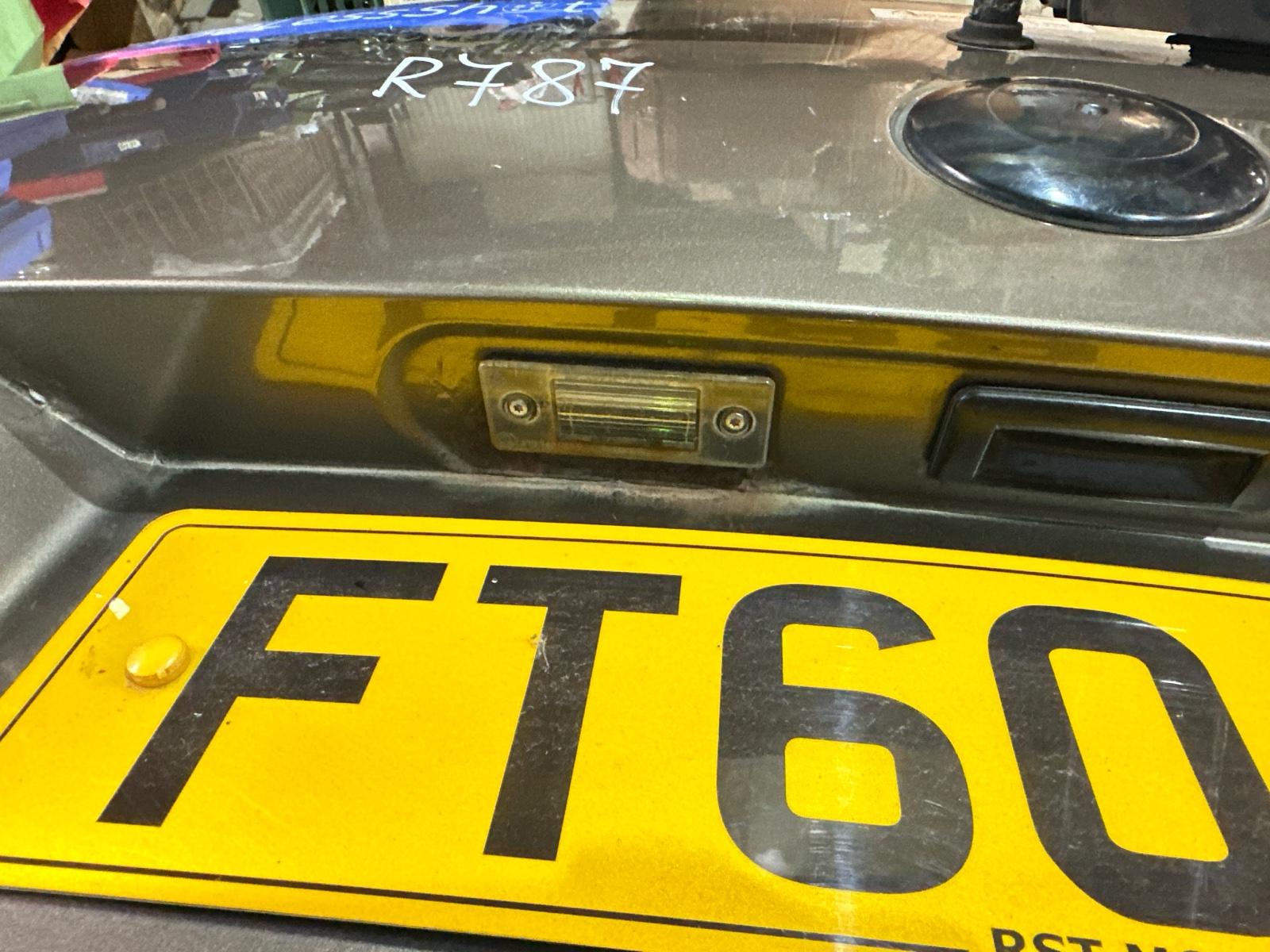 крышка багажника, 25000 рублей, Москва