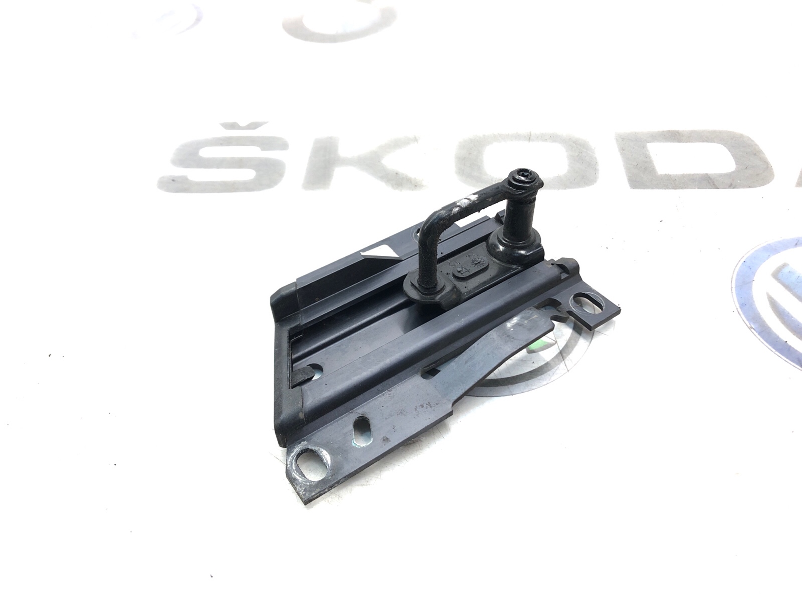 крюк капота, 4000 рублей, Москва