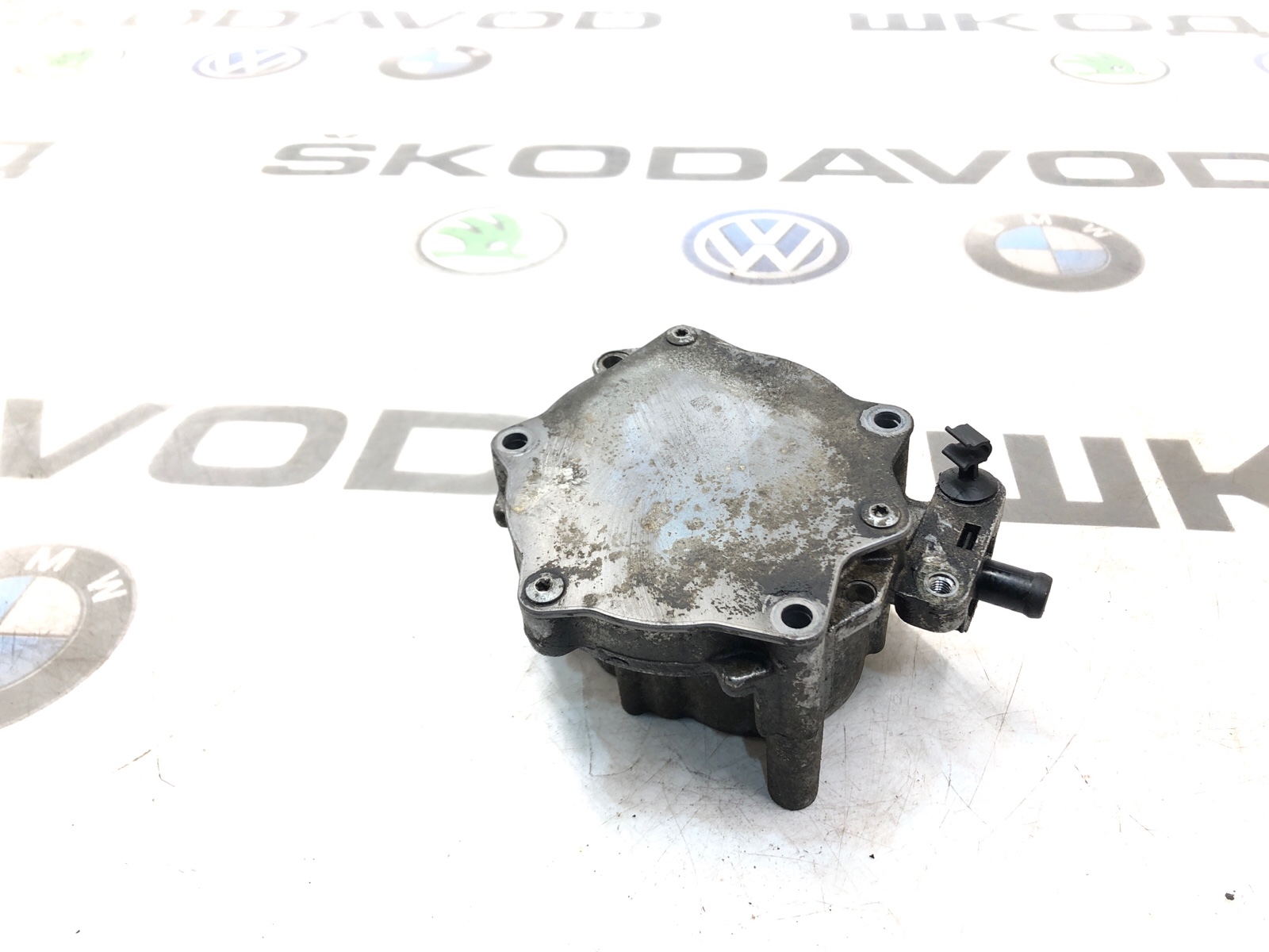 Насос вакуумный, 2000 рублей, Москва