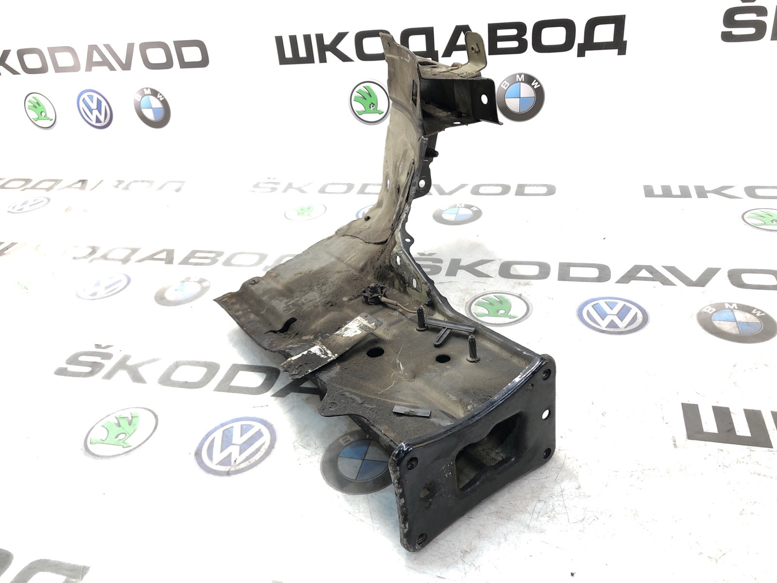 лонжерон, 10000 рублей, Москва