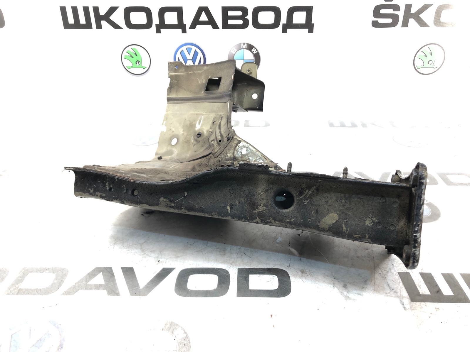 лонжерон, 10000 рублей, Москва