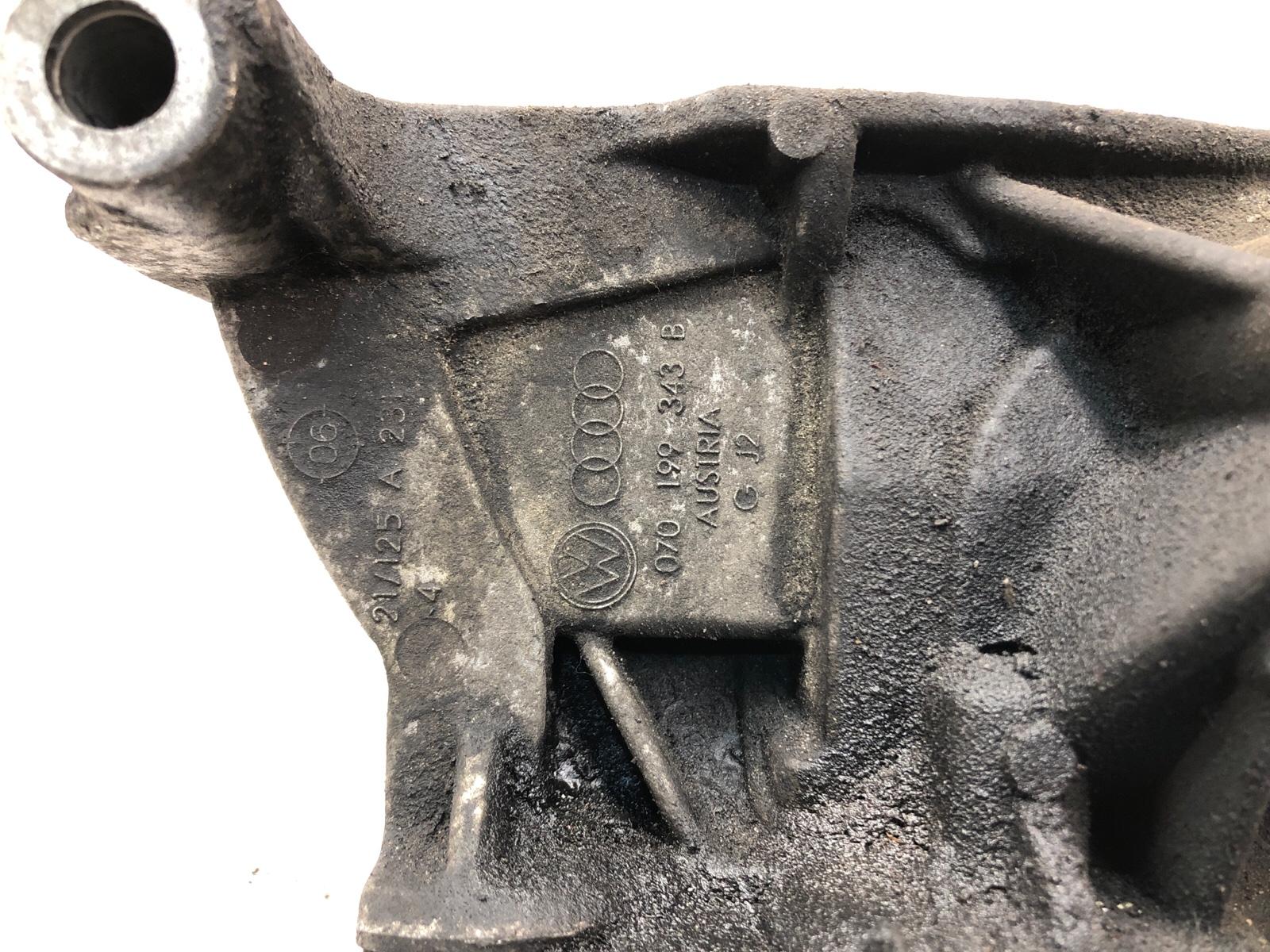 Кронштейн двигателя, 2000 рублей, Москва