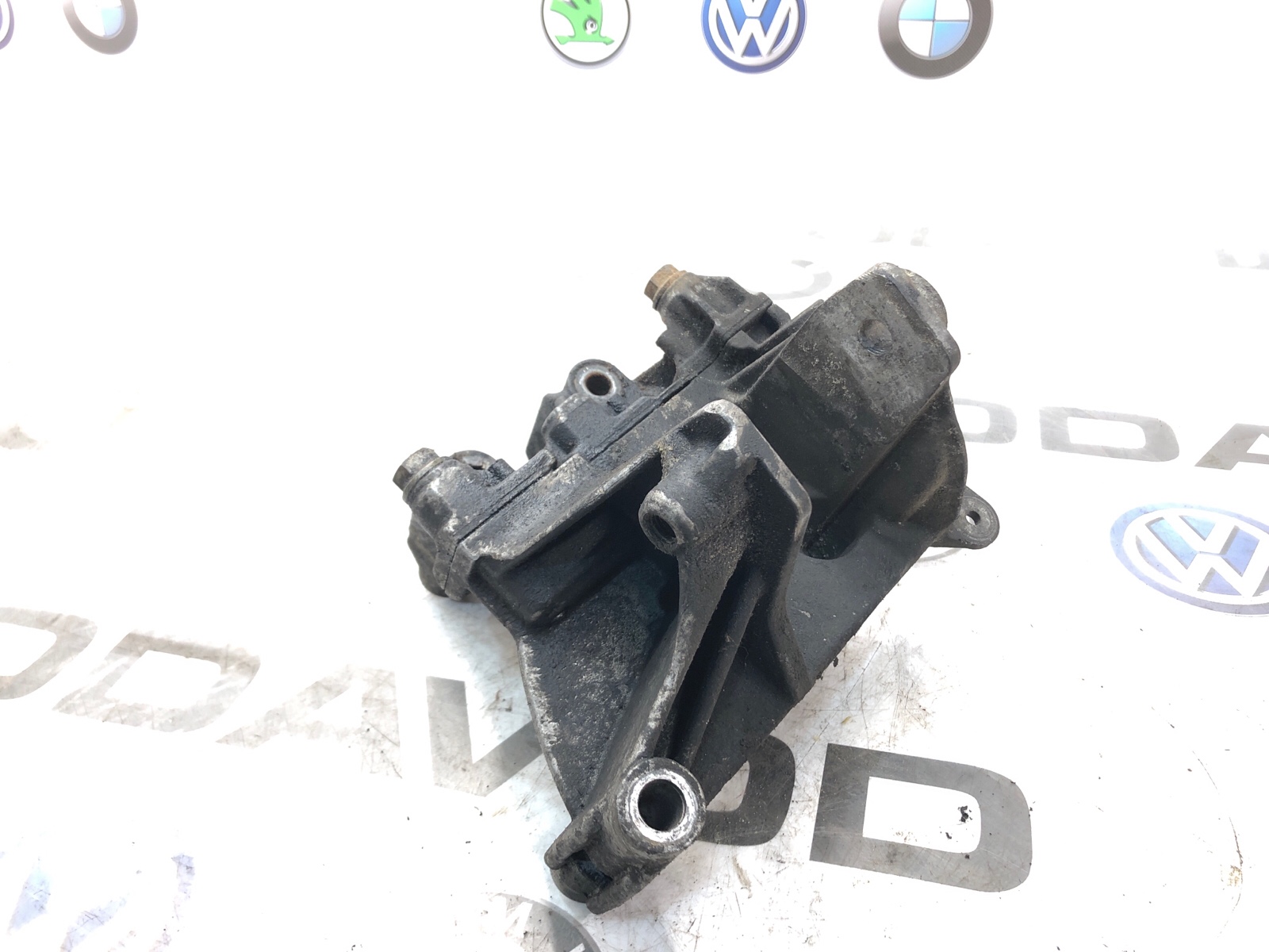 Кронштейн двигателя, 2000 рублей, Москва