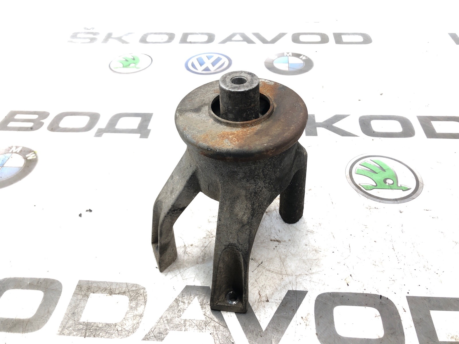 Опора двигателя, 3000 рублей, Москва