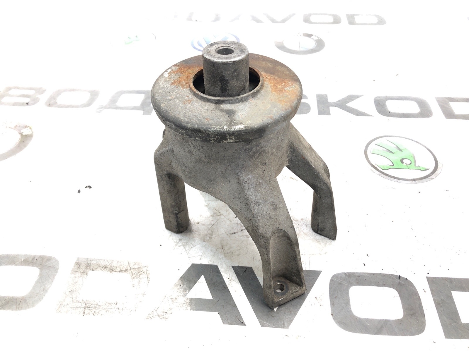 Опора двигателя, 3000 рублей, Москва