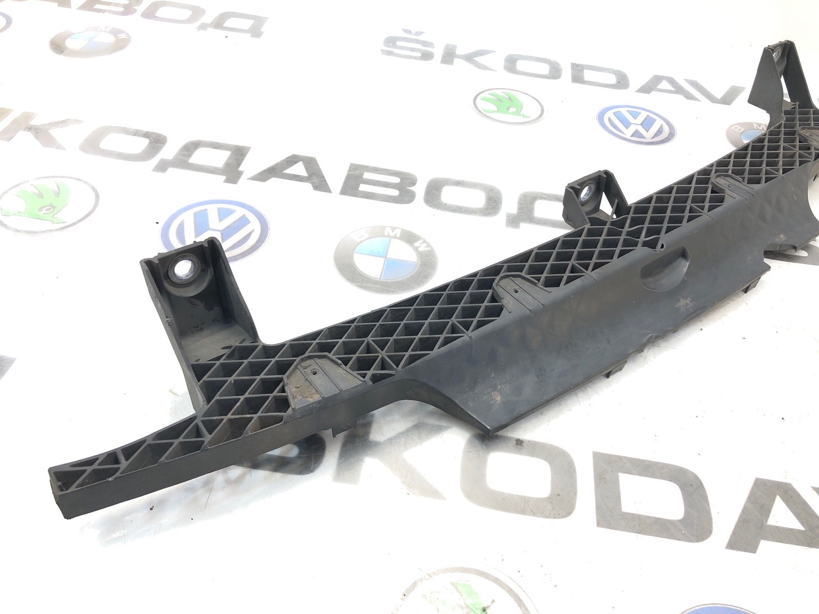 Направляющая бампера, 4500 рублей, Москва