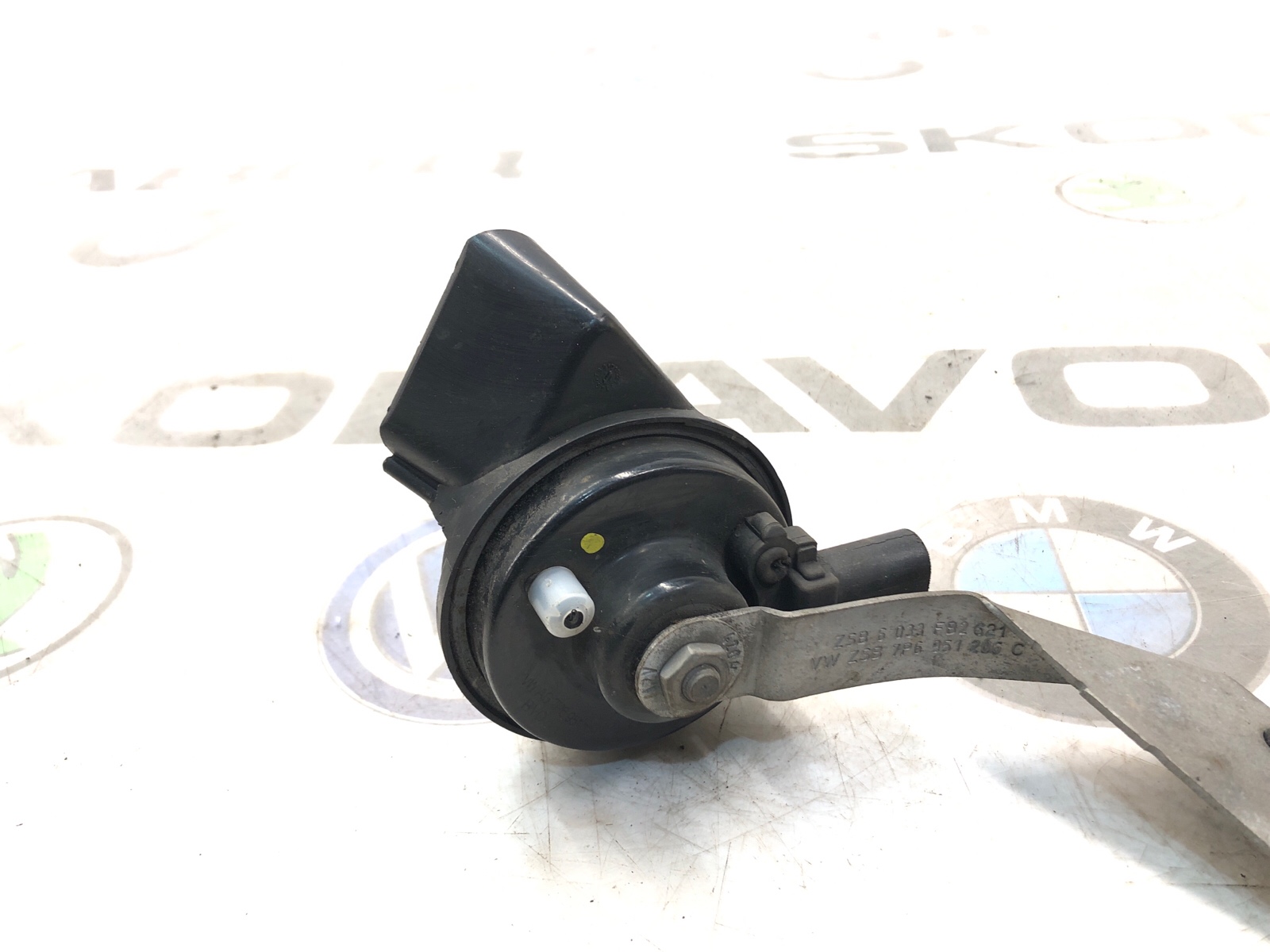 Звуковой сигнал, 2500 рублей, Москва