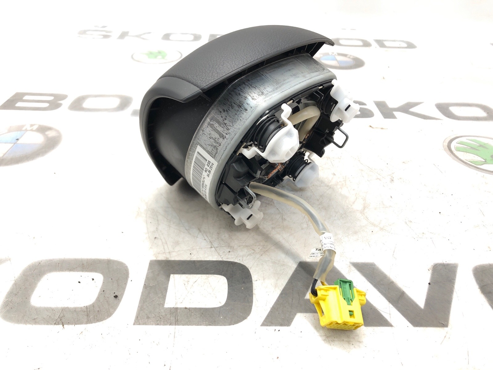 Подушка безопасности водителя, 9000 рублей, Москва