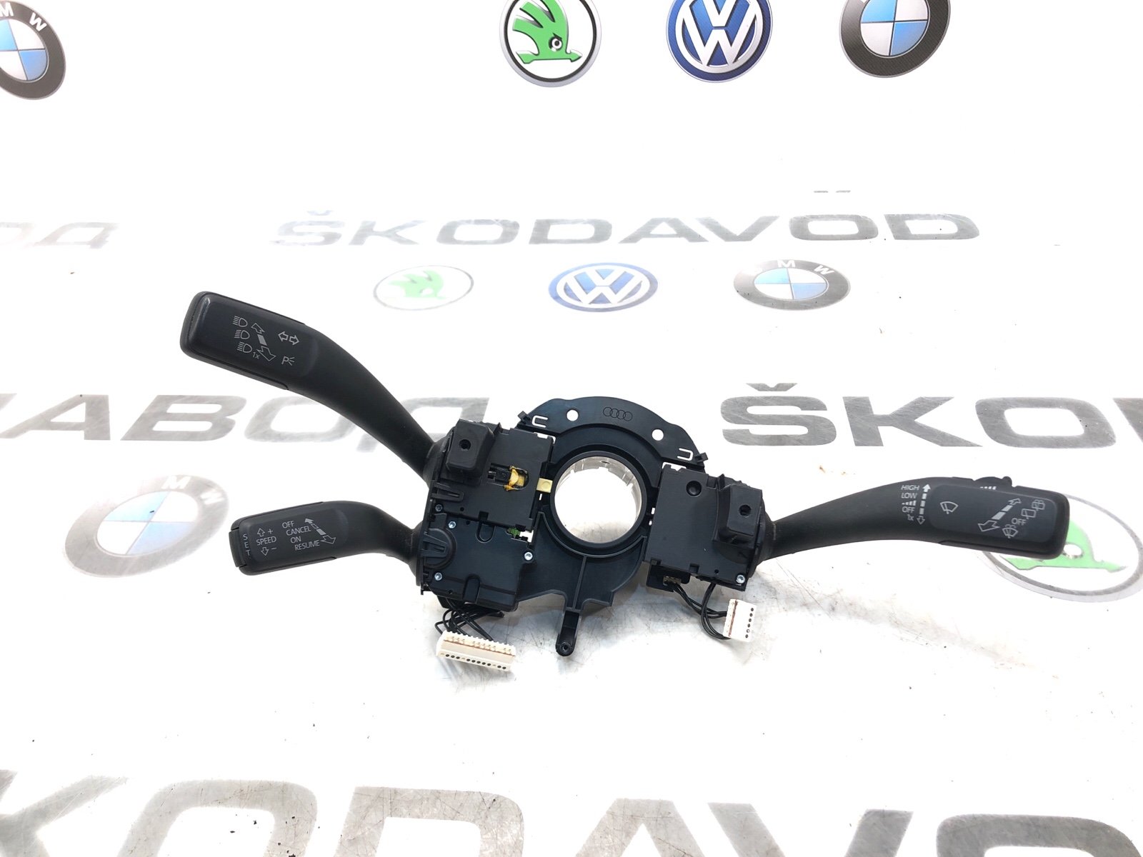 Подрулевой переключатель, 4000 рублей, Москва