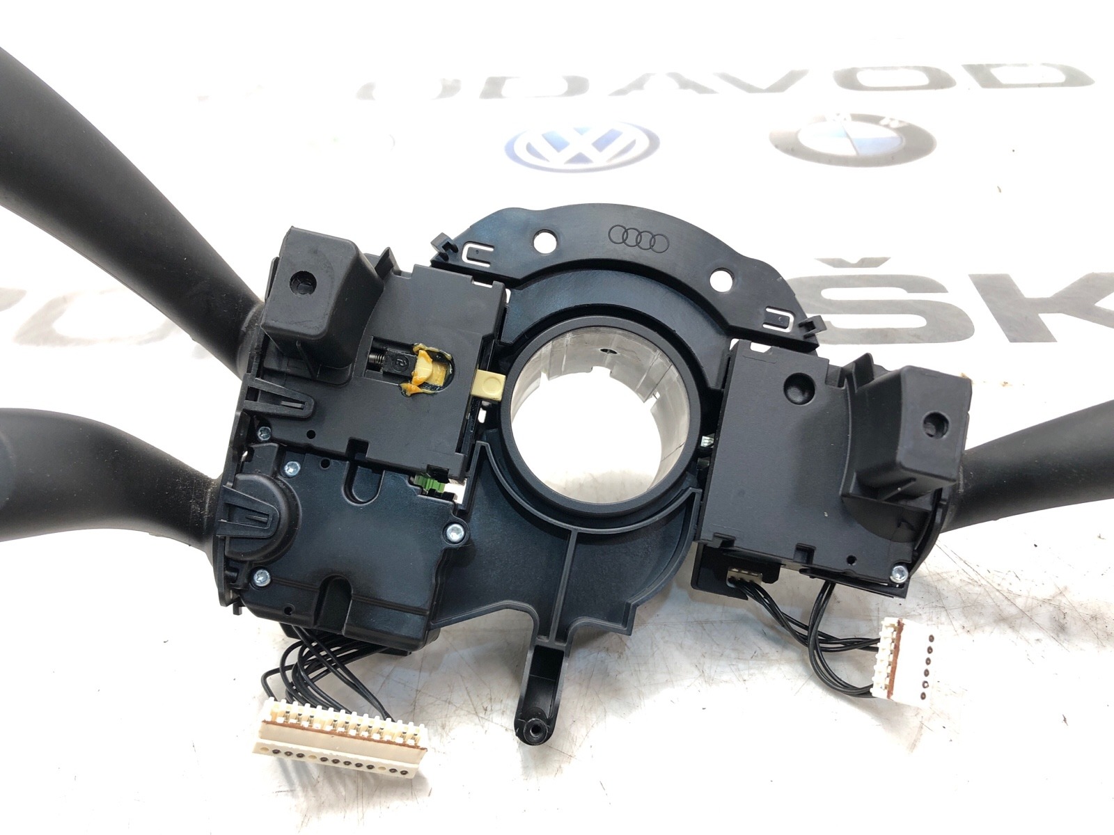 Подрулевой переключатель, 4000 рублей, Москва