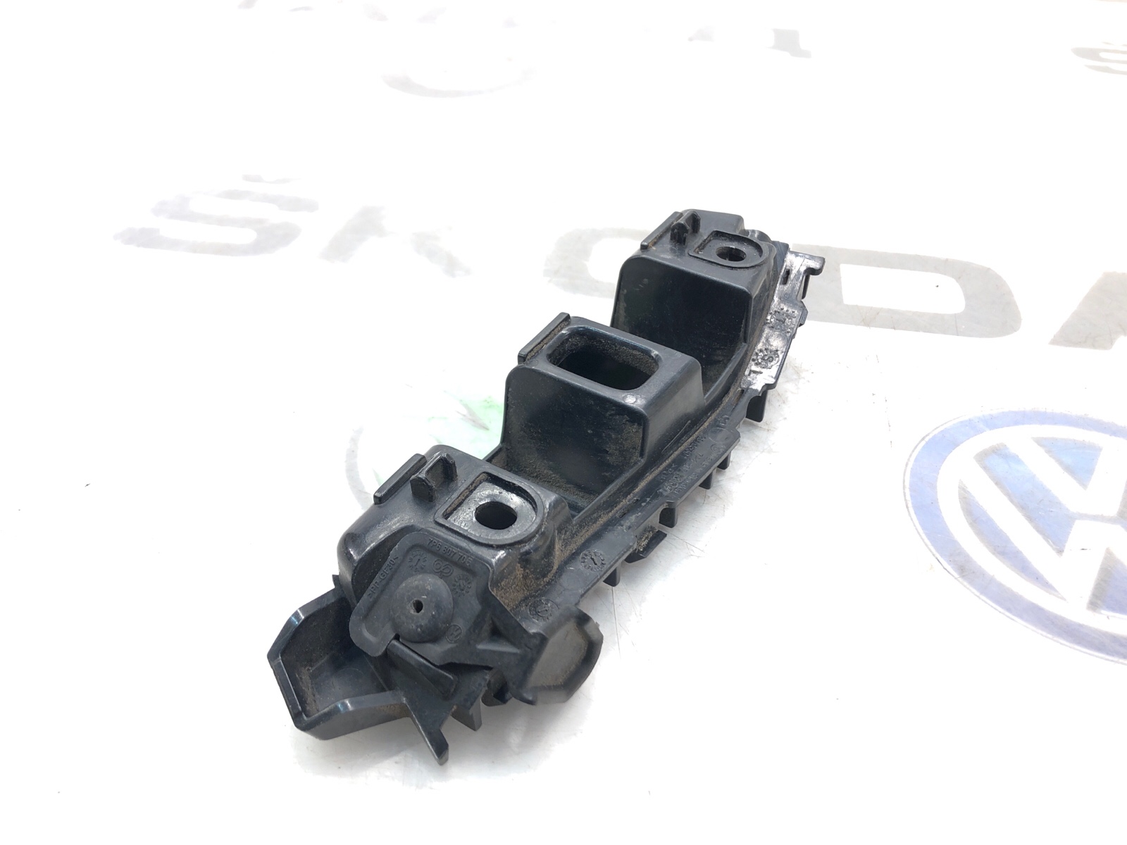 Кронштейн крыла, 2000 рублей, Москва