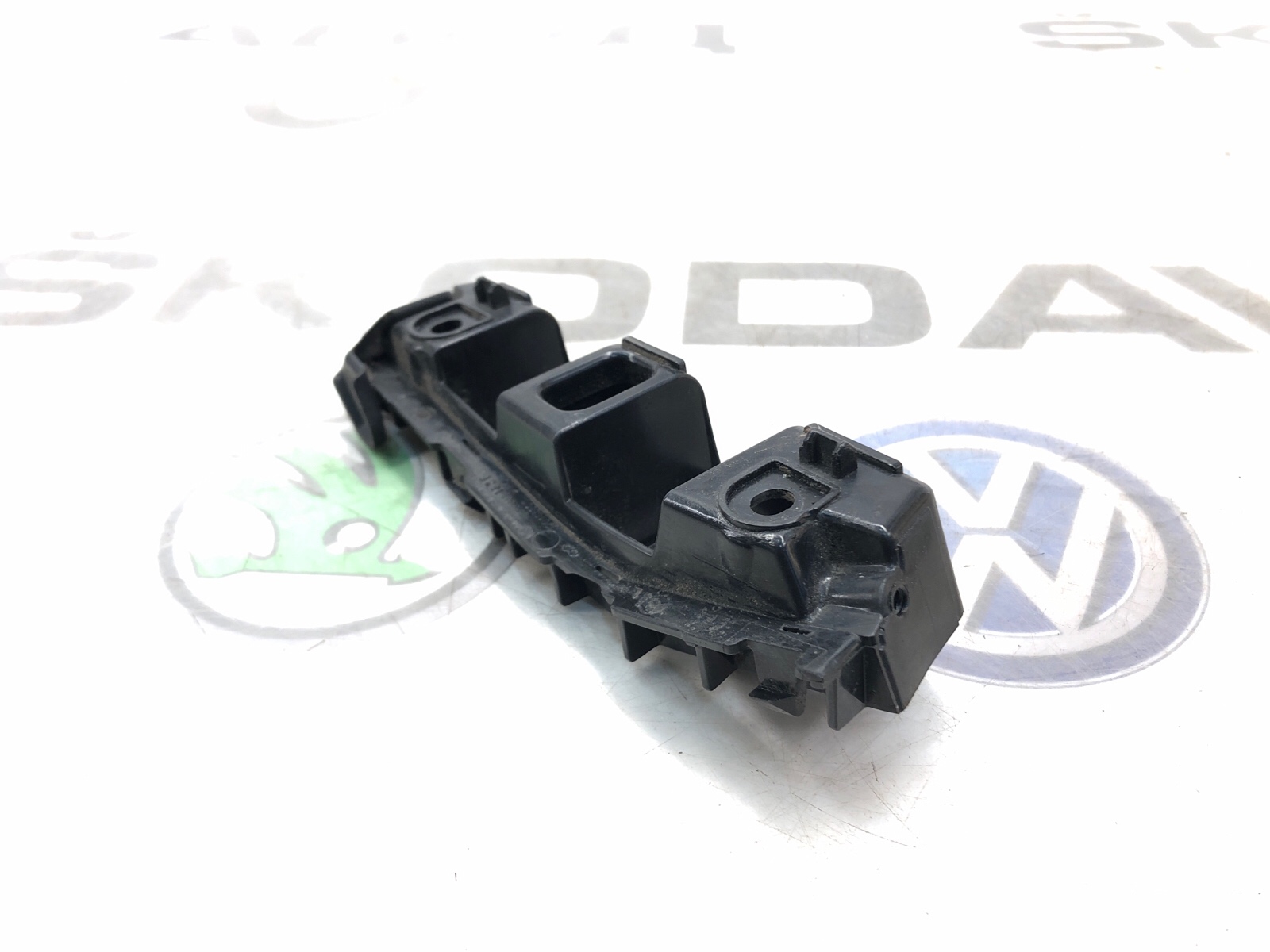 Кронштейн крыла, 2000 рублей, Москва