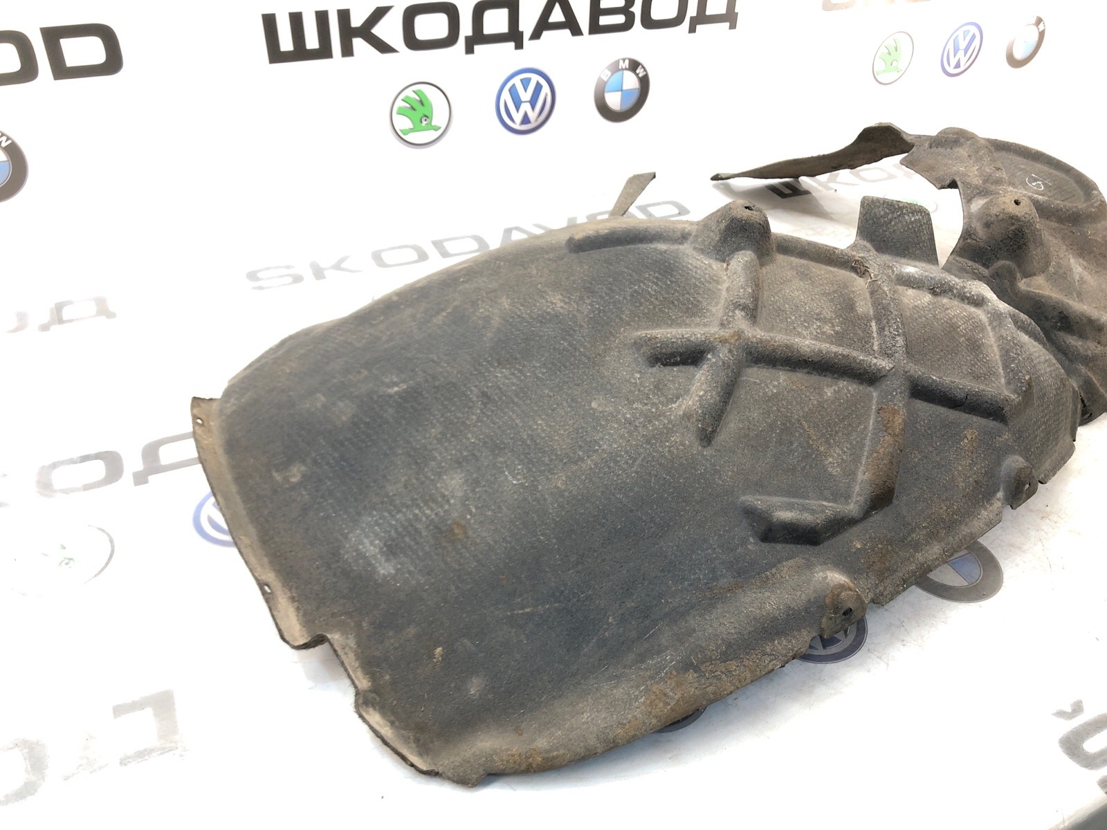 подкрылок, 3000 рублей, Москва