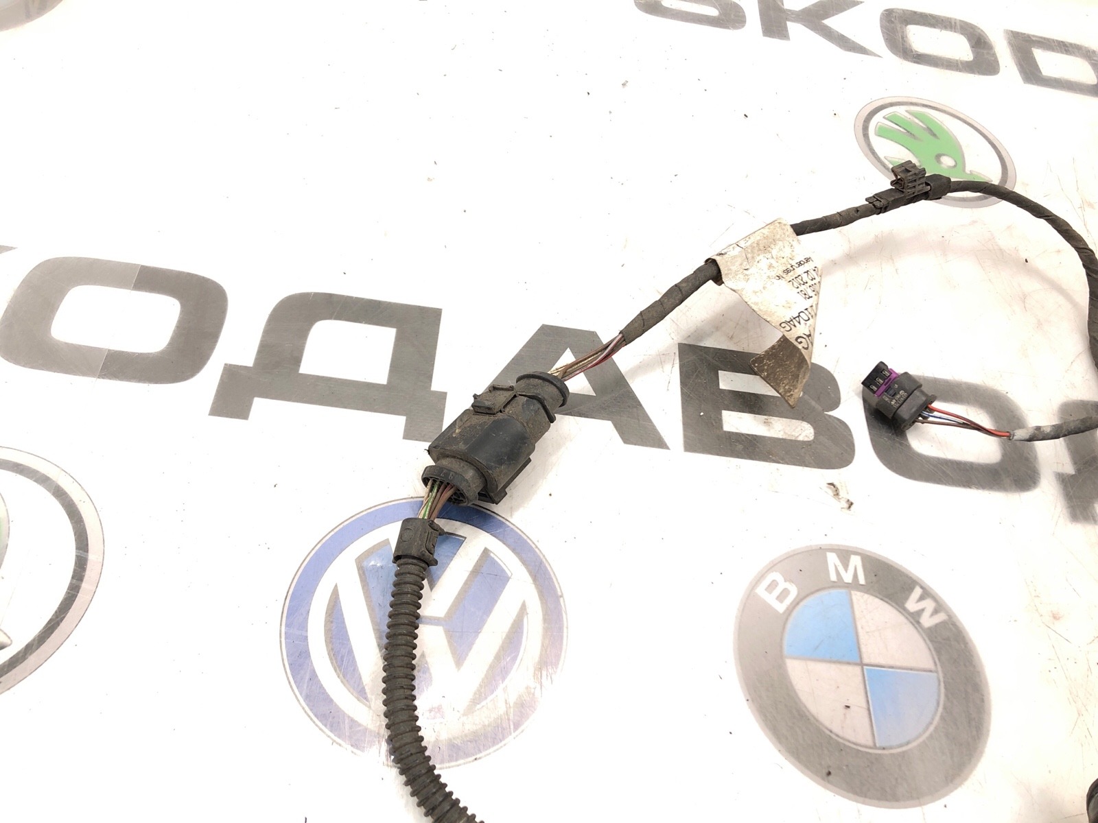 Проводка парктроников, 2000 рублей, Москва