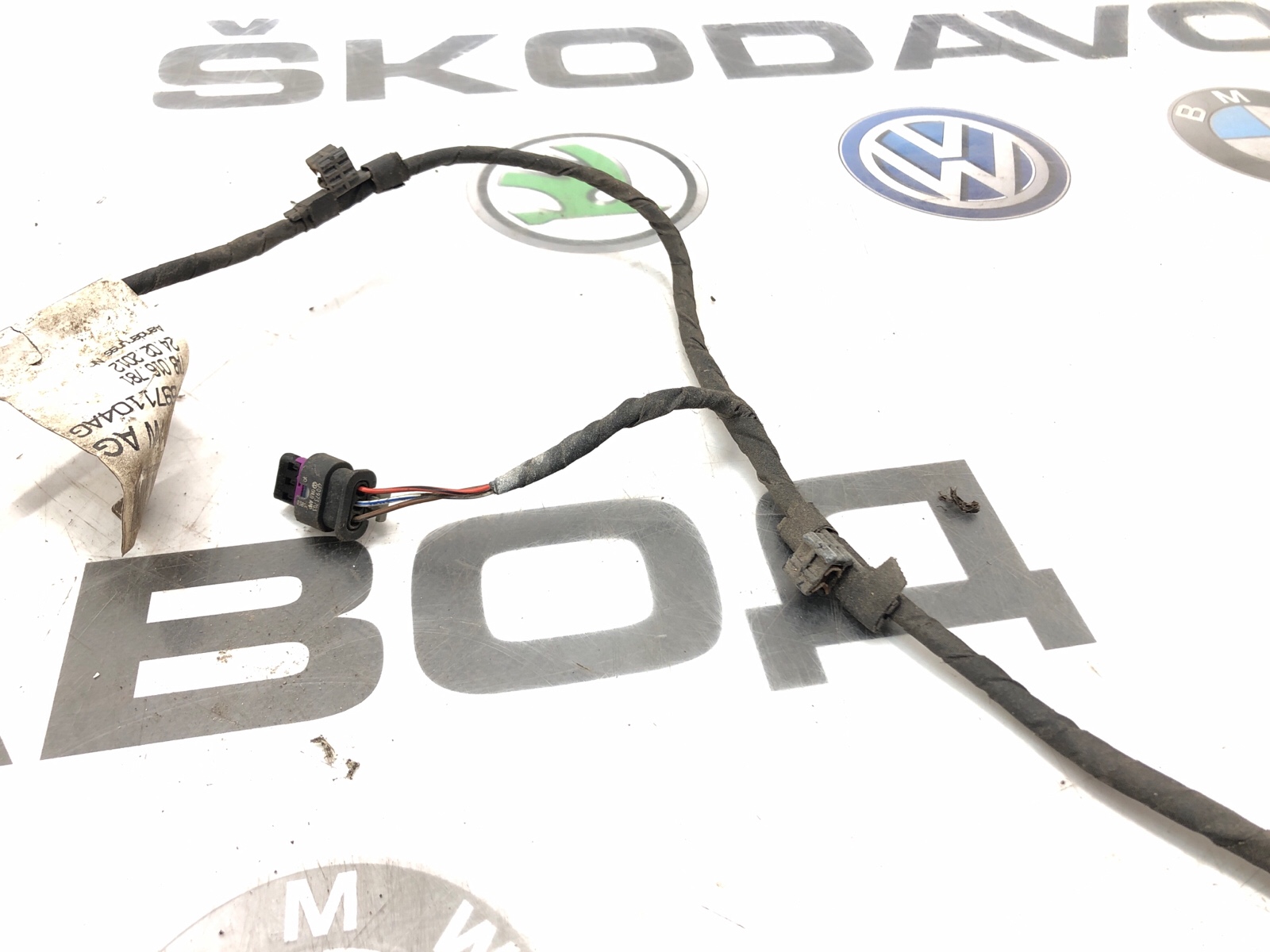 Проводка парктроников, 2000 рублей, Москва