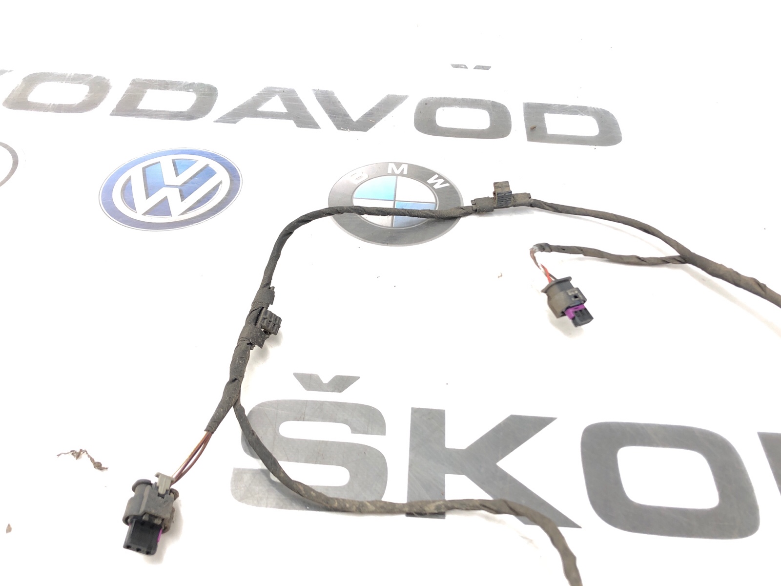 Проводка парктроников, 2000 рублей, Москва