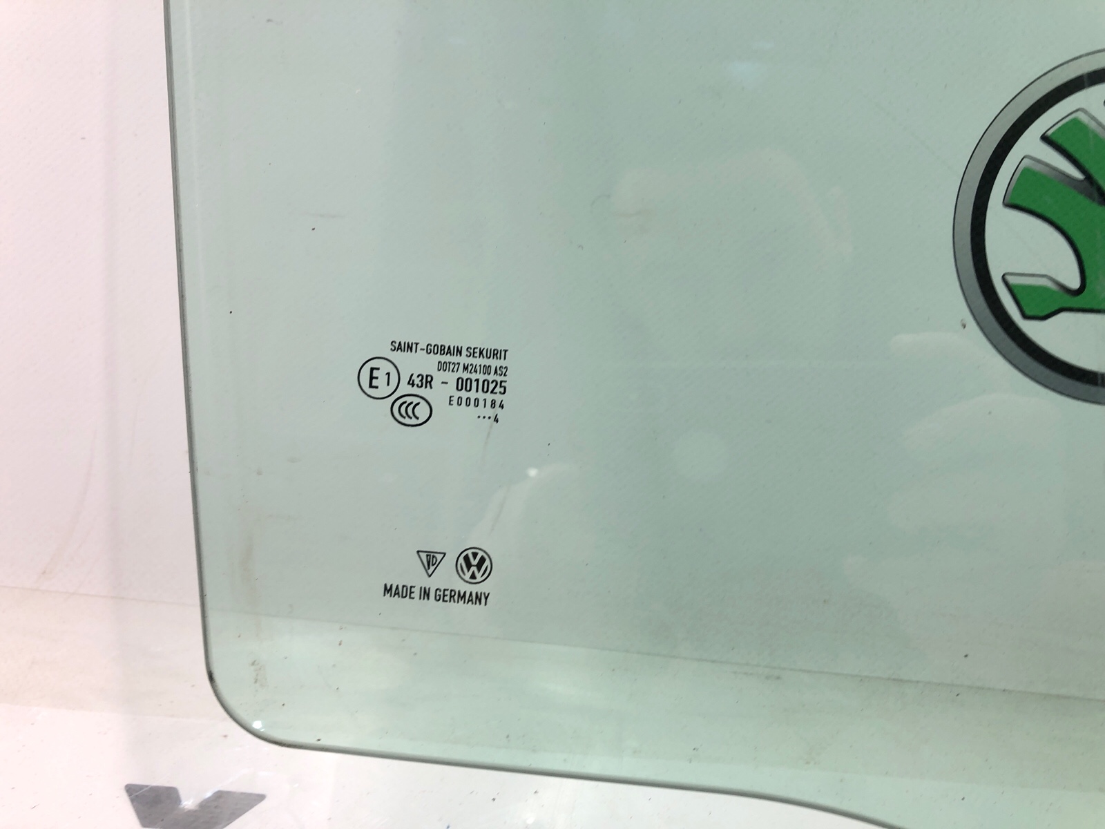 Стекло двери, 2000 рублей, Москва