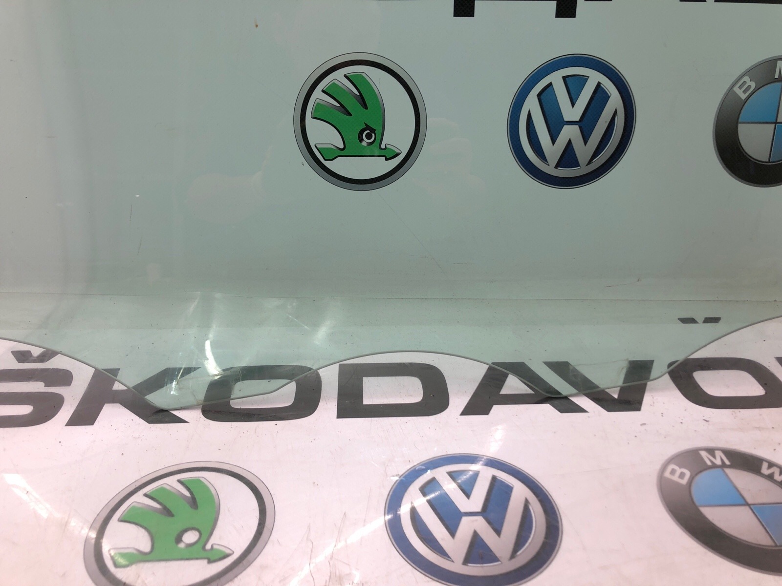 Стекло двери, 2000 рублей, Москва