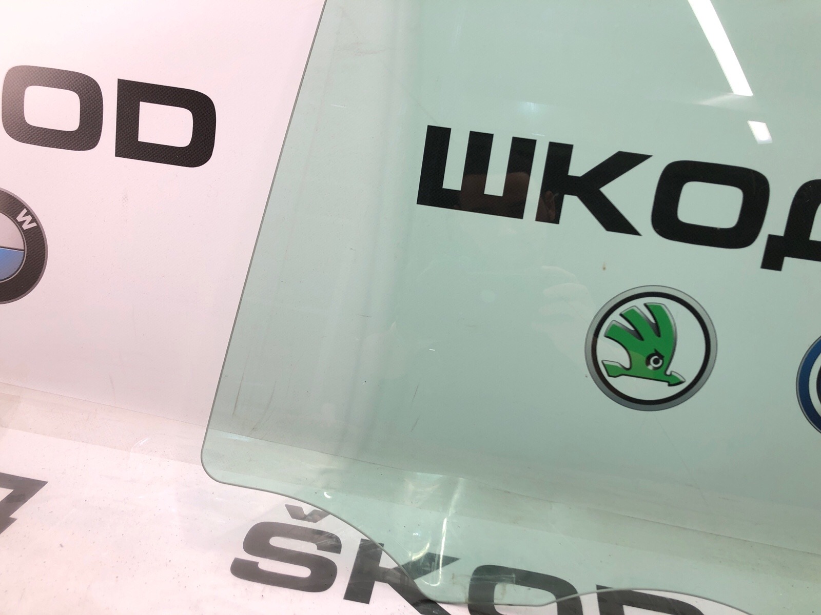 Стекло двери, 2000 рублей, Москва